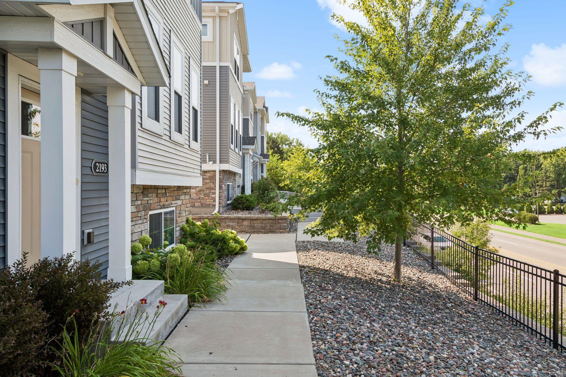 2193 Gateway Curve Property Photo 2