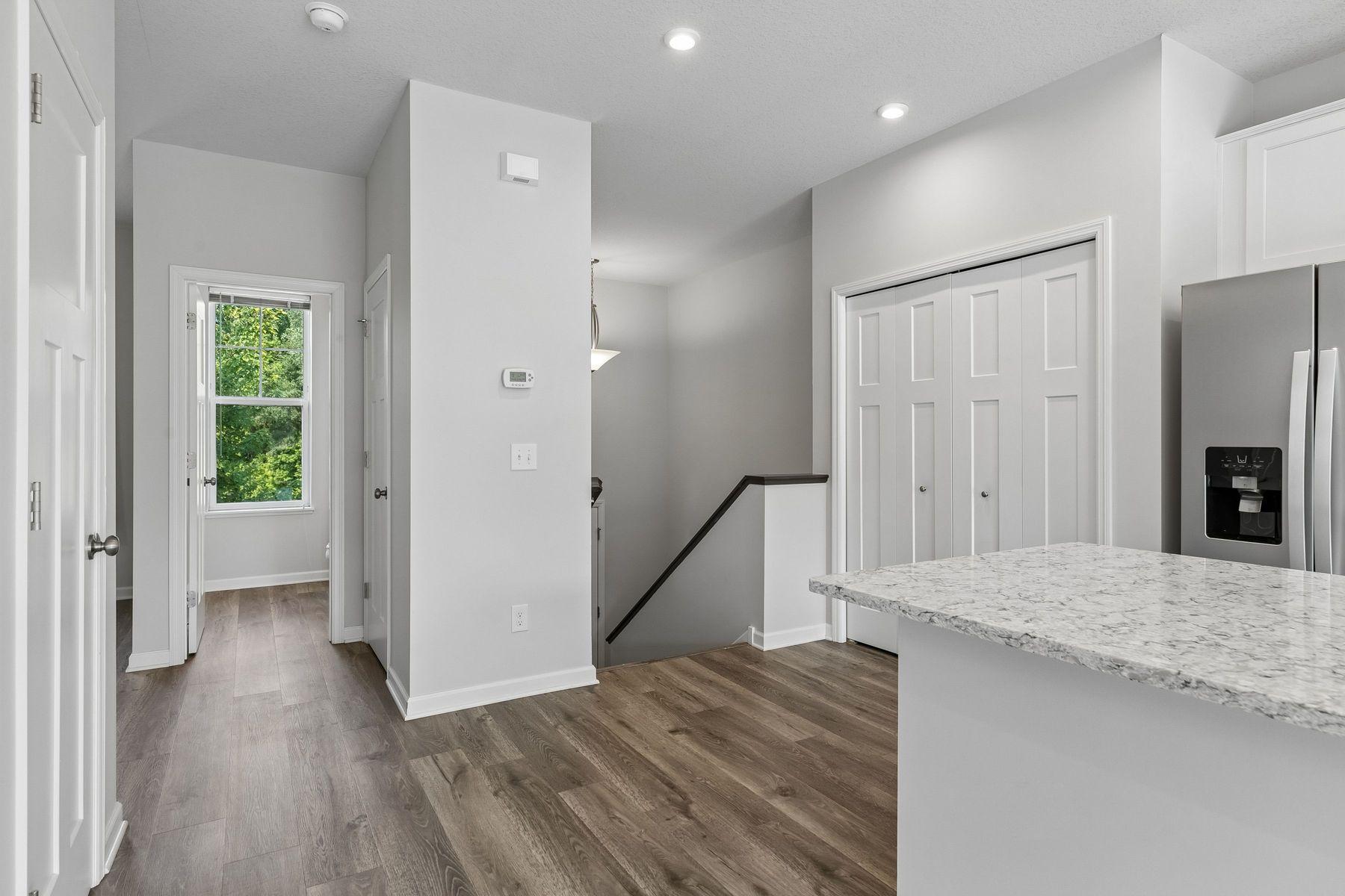 2193 Gateway Curve Property Photo 4