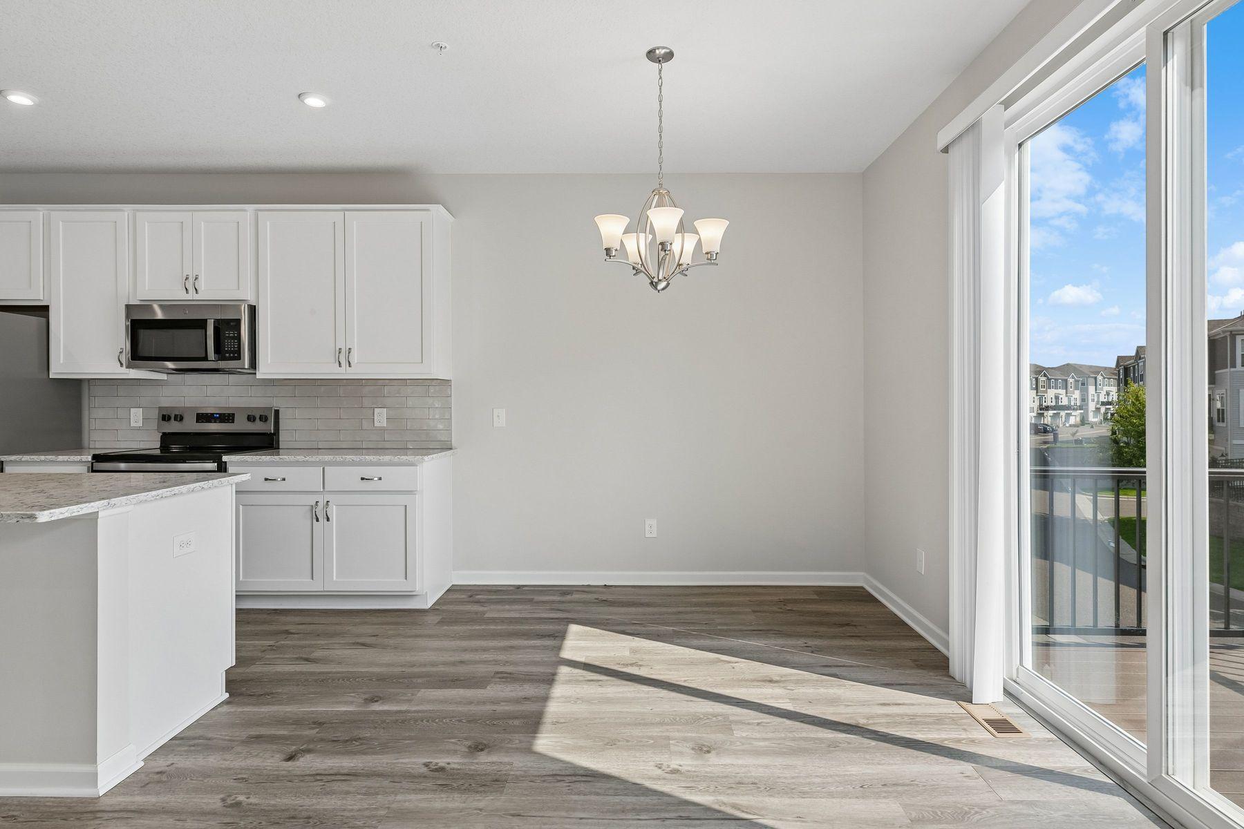 2193 Gateway Curve Property Photo 9