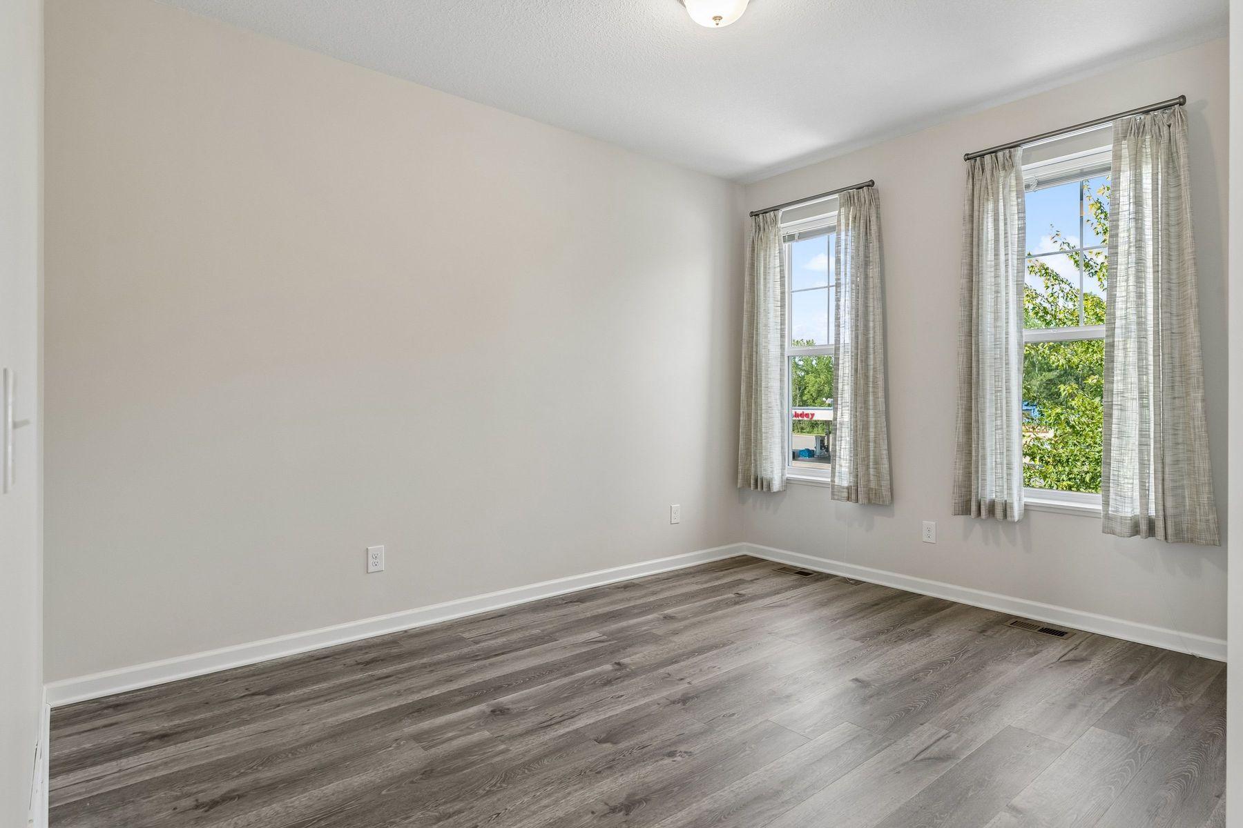 2193 Gateway Curve Property Photo 13