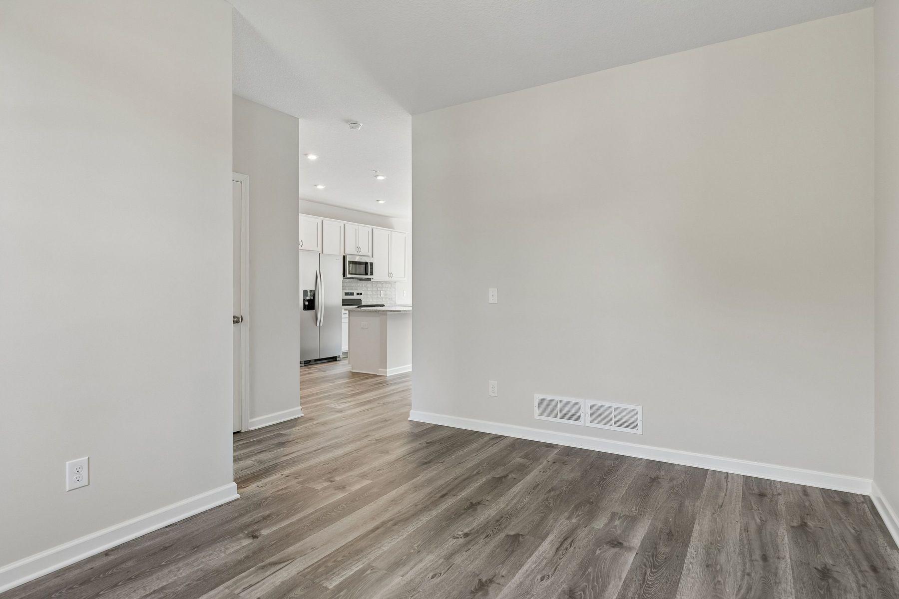2193 Gateway Curve Property Photo 14