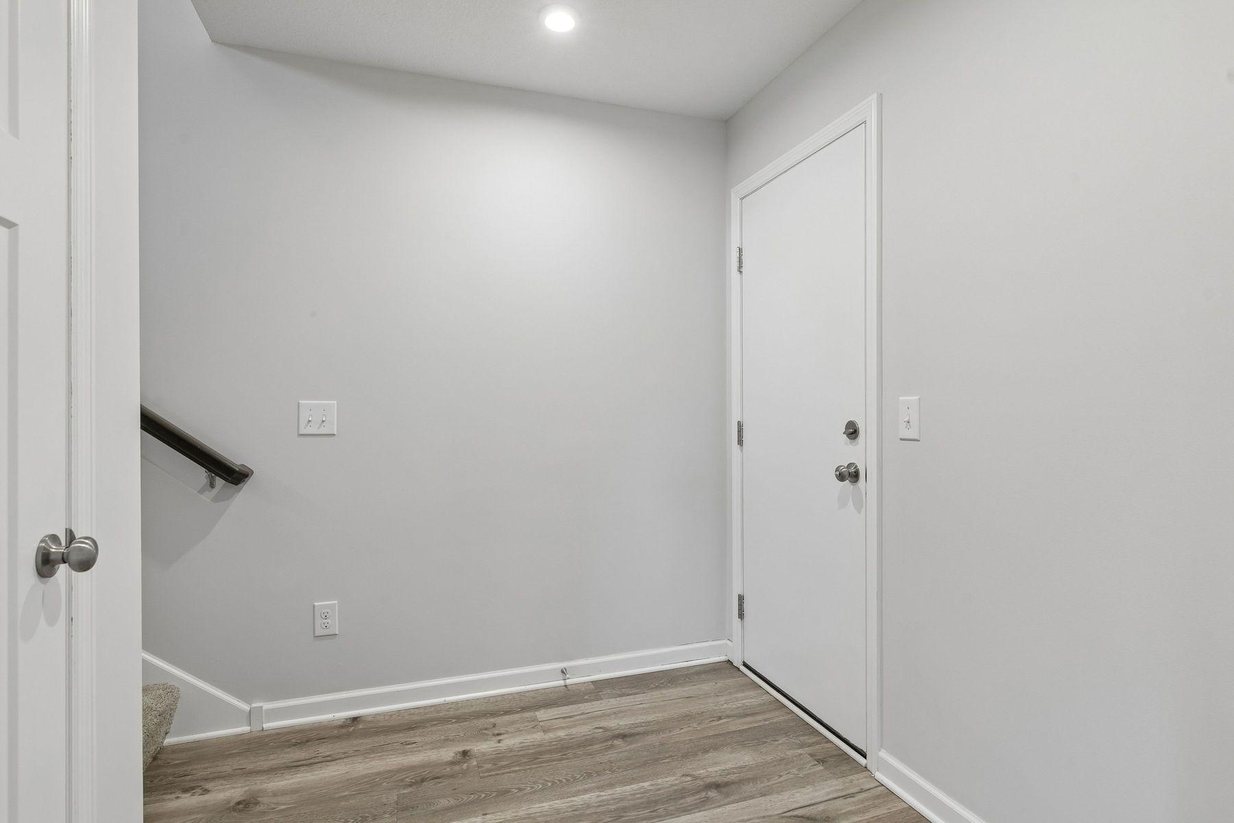 2193 Gateway Curve Property Photo 27