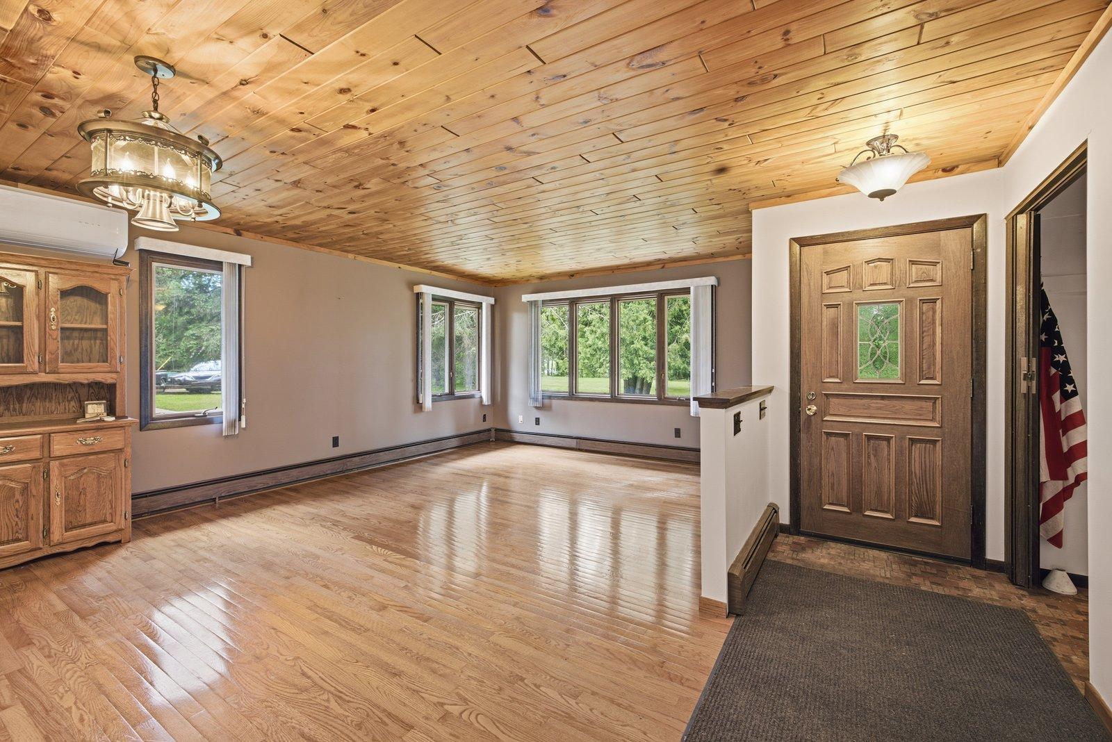 4913 Highway 25 Property Photo 6