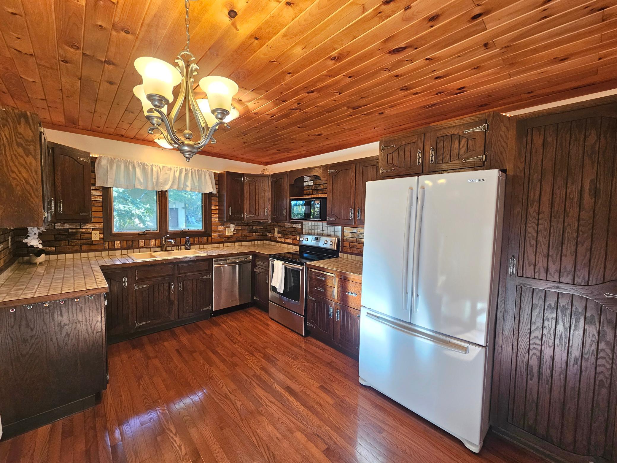 4913 Highway 25 Property Photo 6