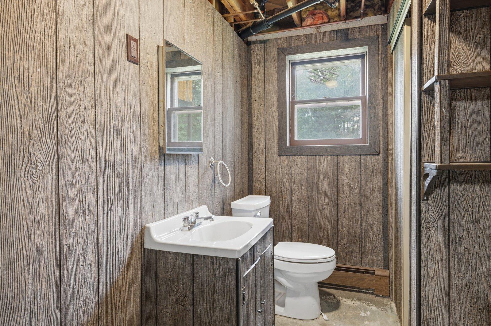 4913 Highway 25 Property Photo 17
