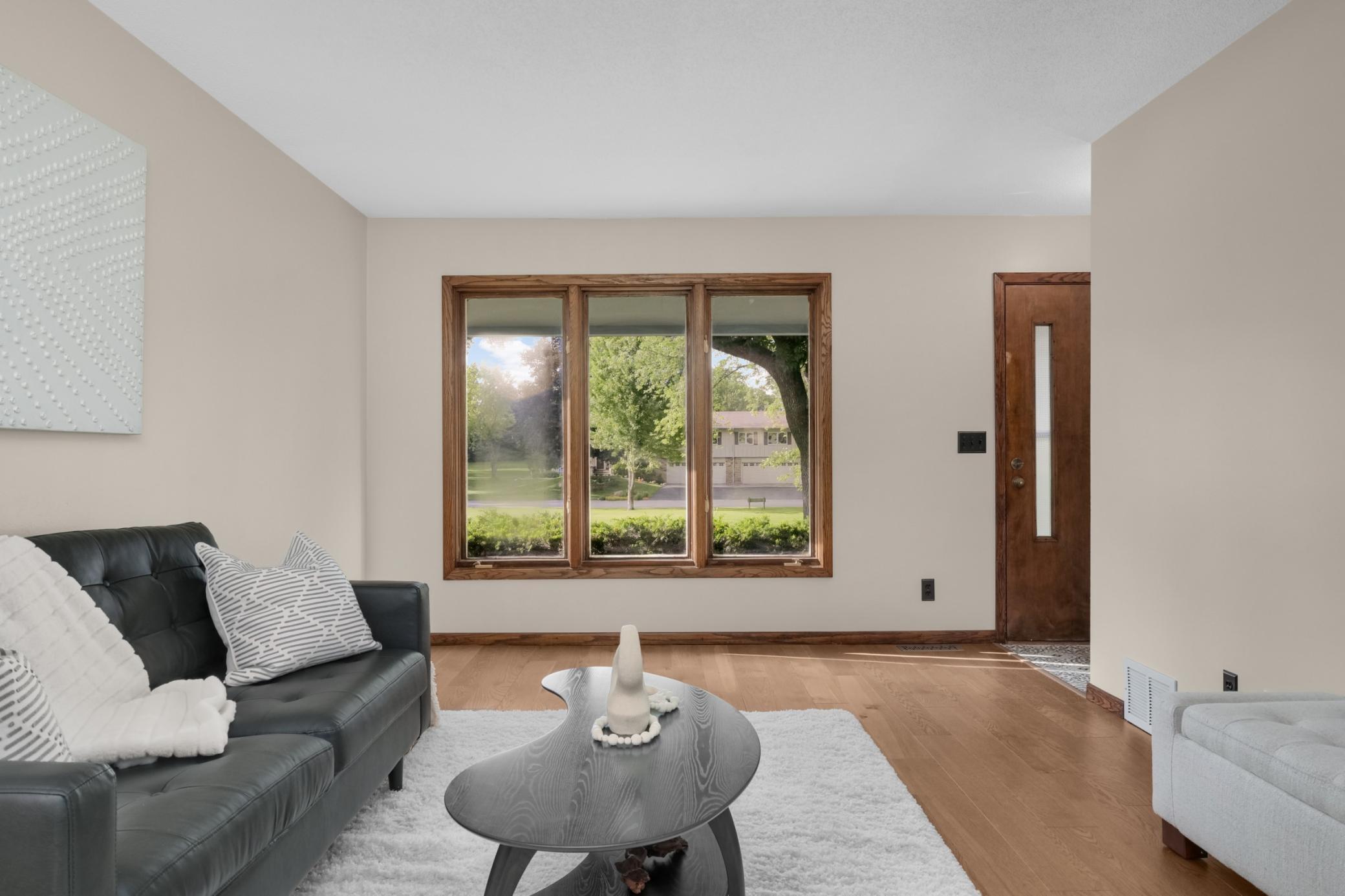 131 Windsor Court Property Photo 3