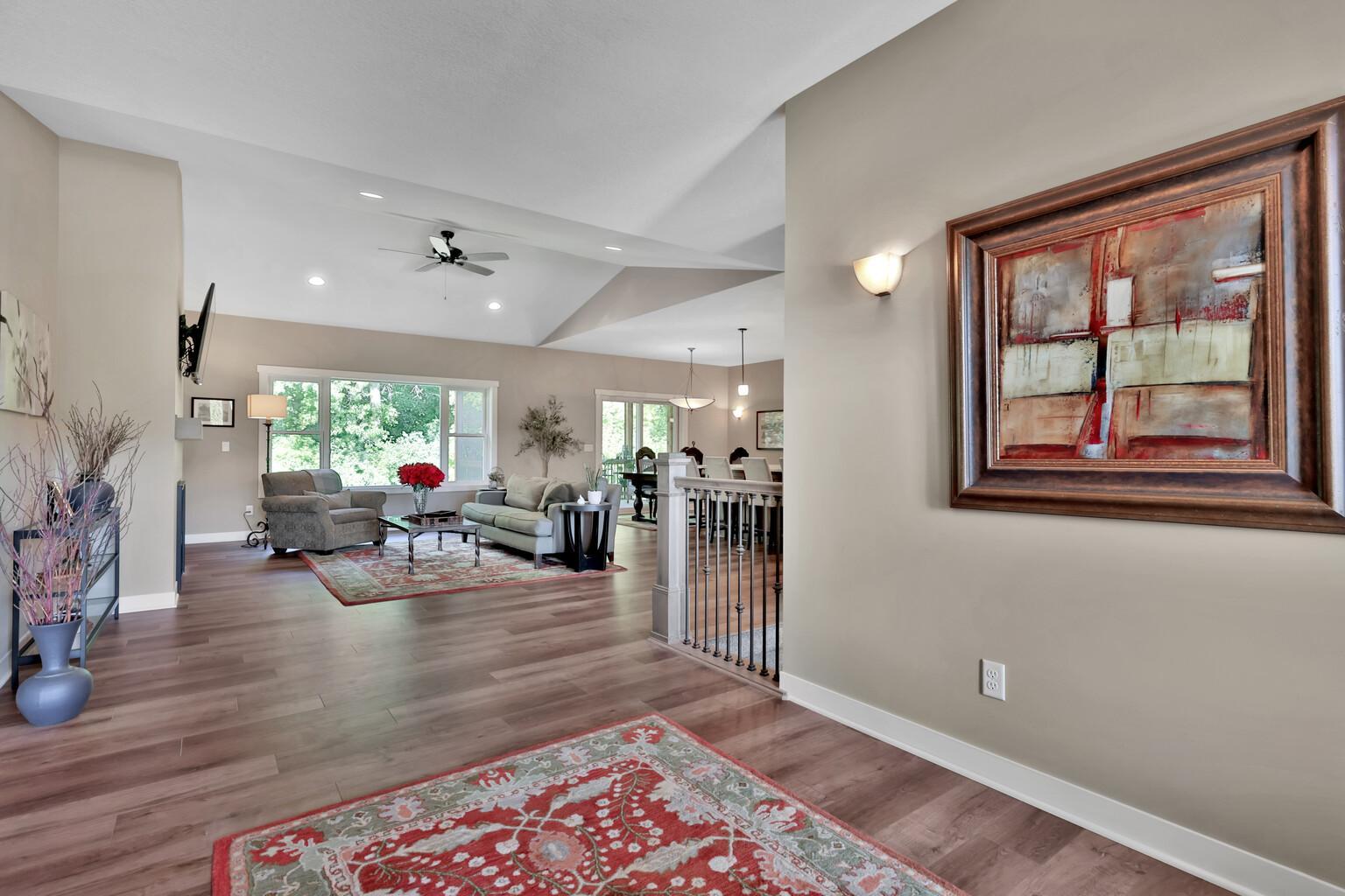 4144 Shady Oak Road S Property Photo 5