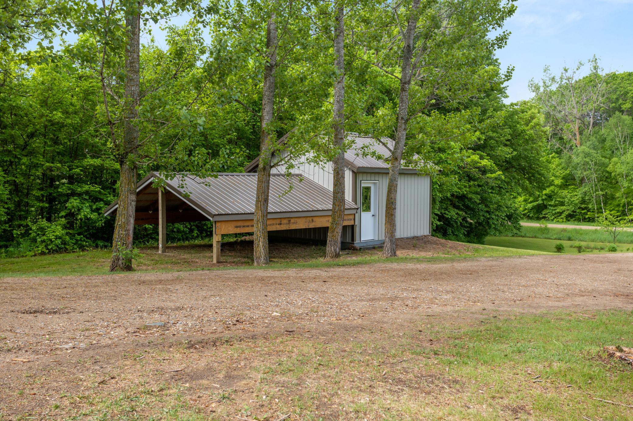 34602 250th Avenue Property Photo 4