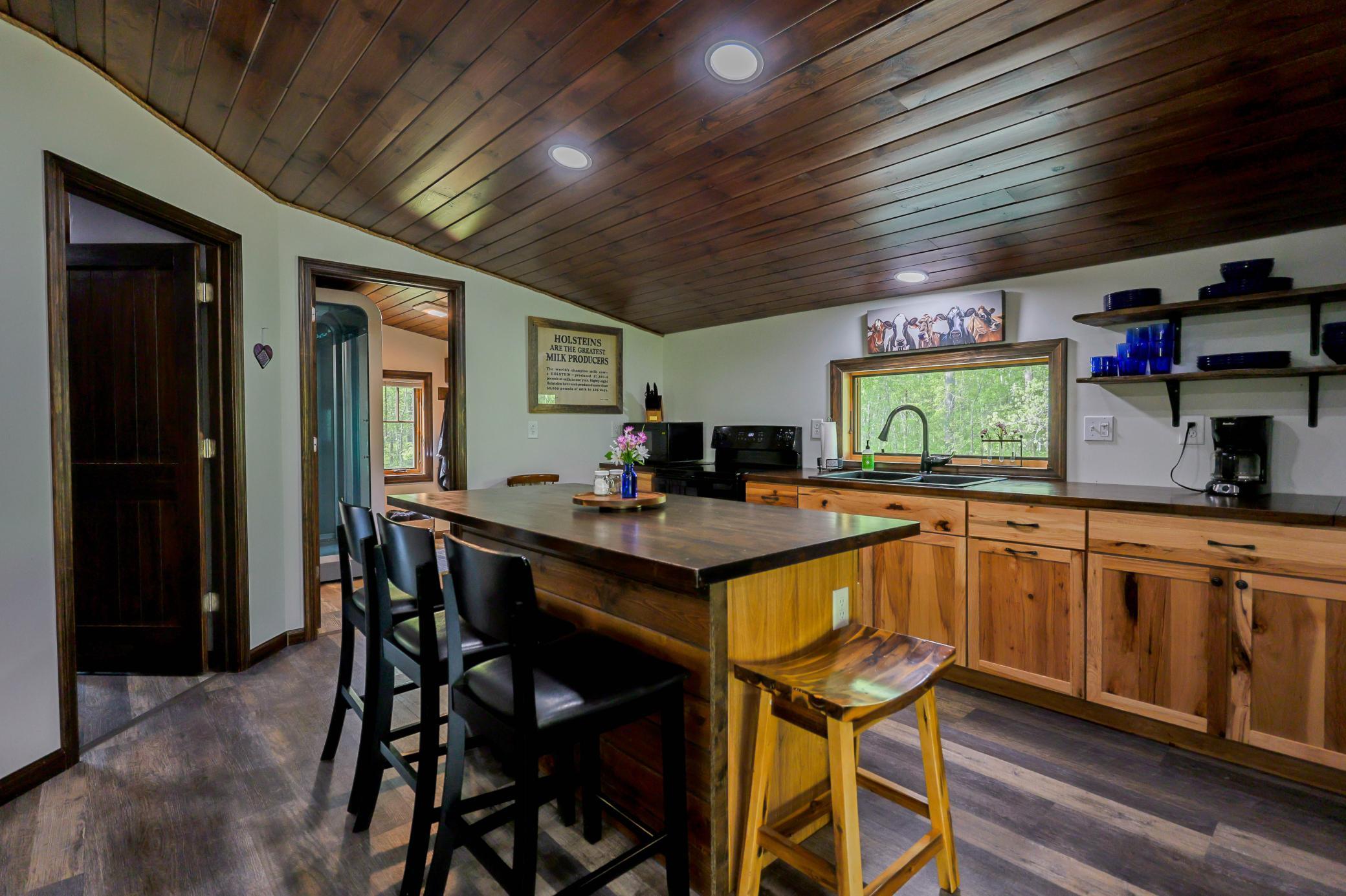 19488 County Road 125 Property Photo 3
