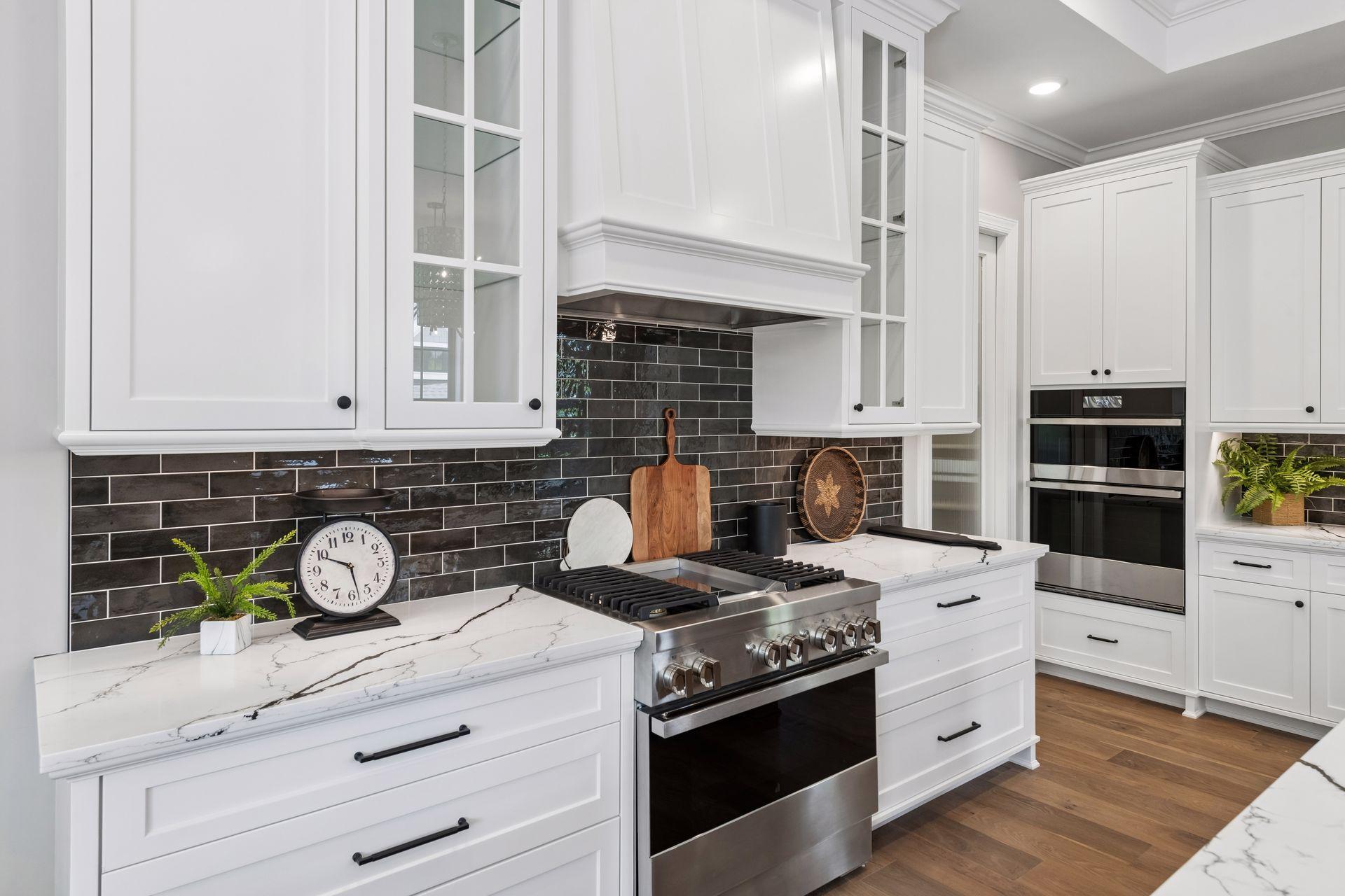 264 Wayzata Boulevard E Property Photo 7