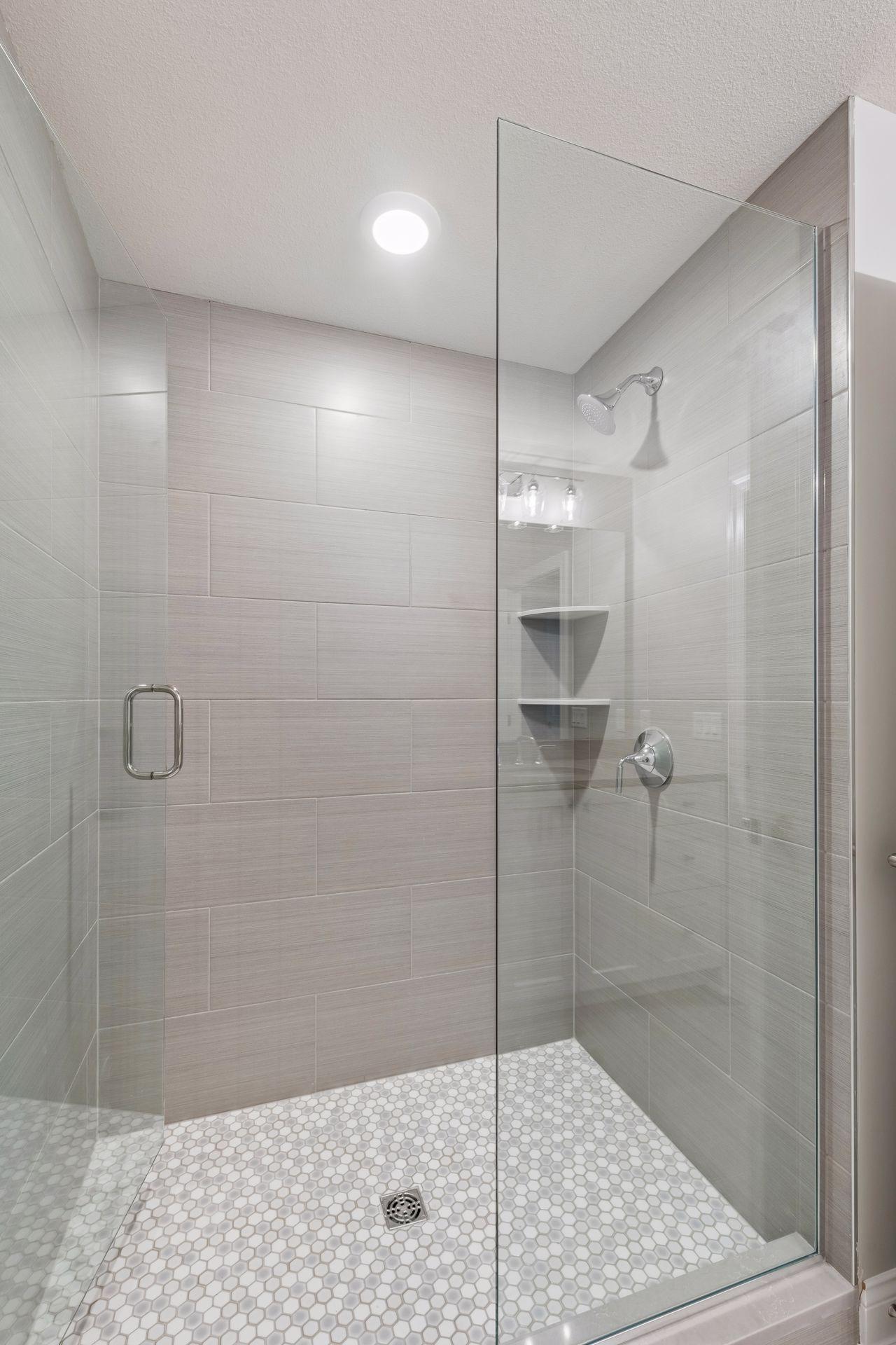 264 Wayzata Boulevard E Property Photo 45