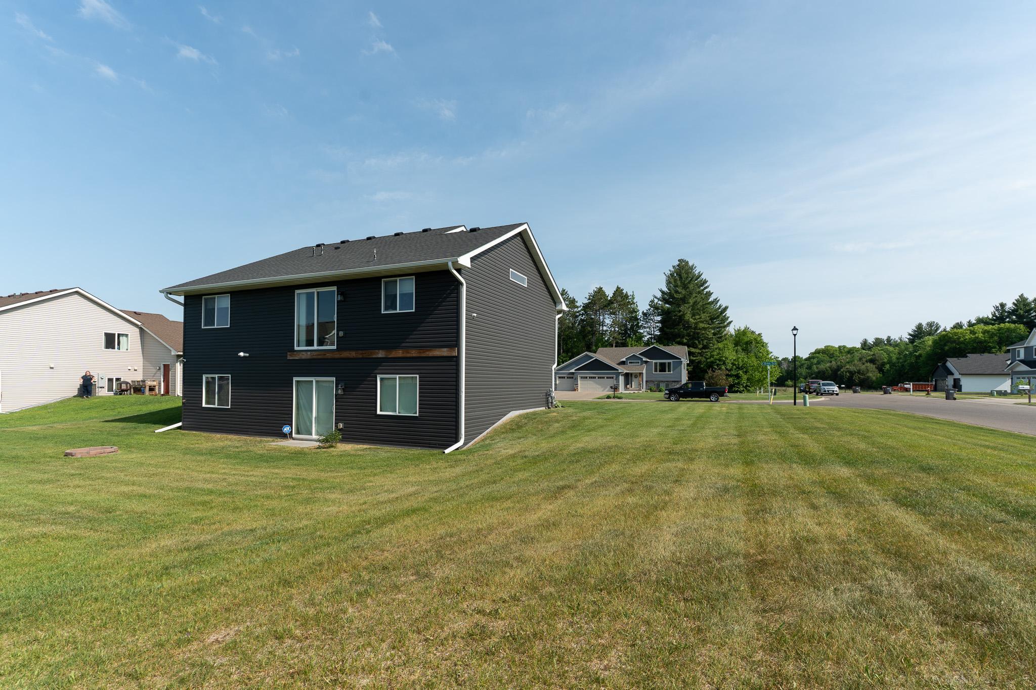 8255 384th Trail Property Photo 7