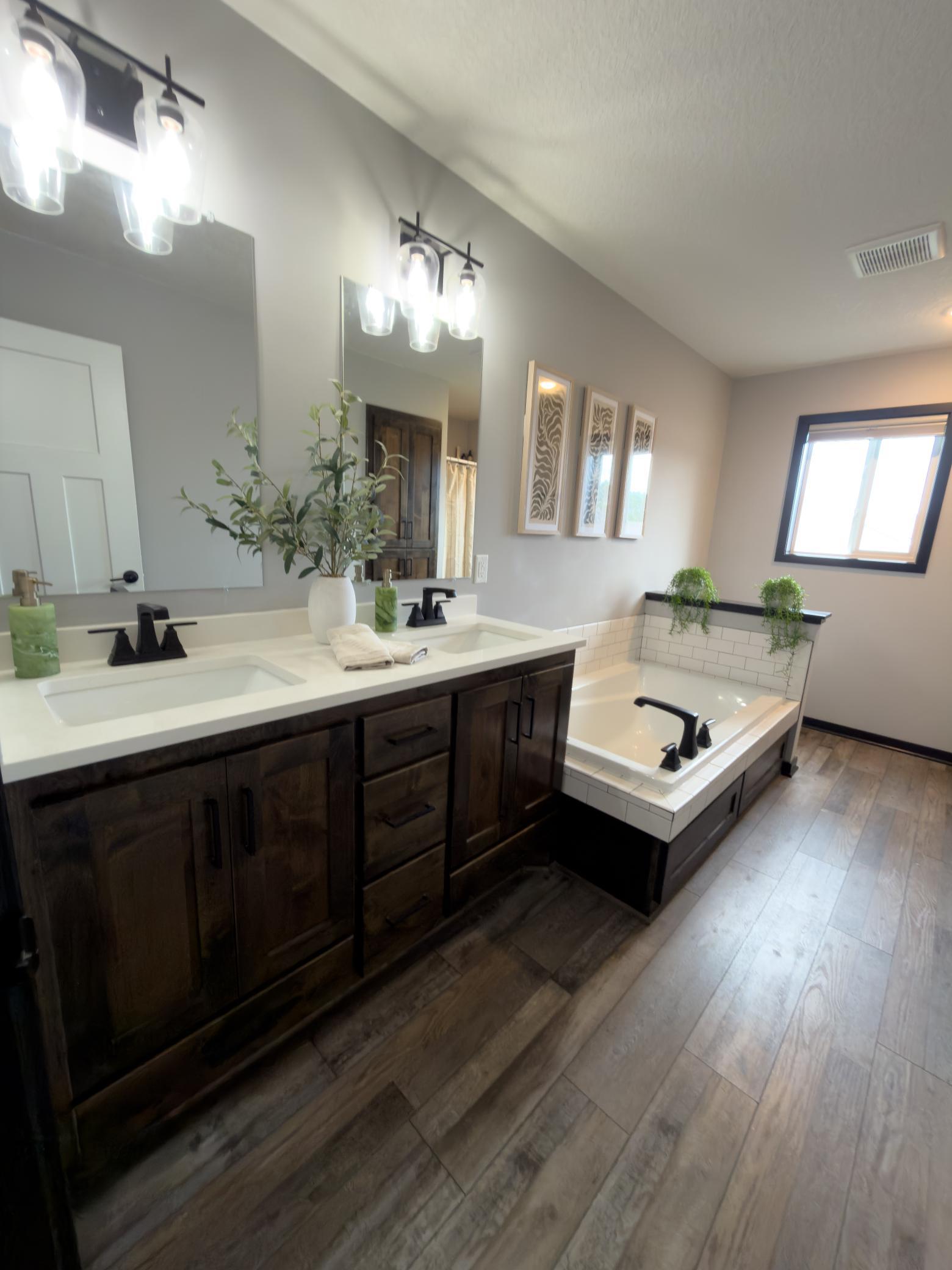 8255 384th Trail Property Photo 31