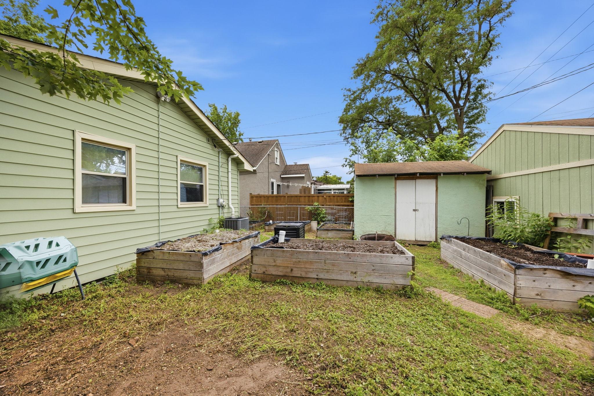 5332 Elliot Avenue Property Photo 18