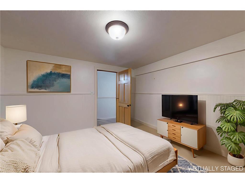 1913 Emerson Avenue 1 Property Photo 3