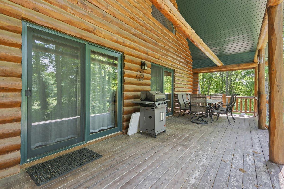 18541 Golf Circle Property Photo 24