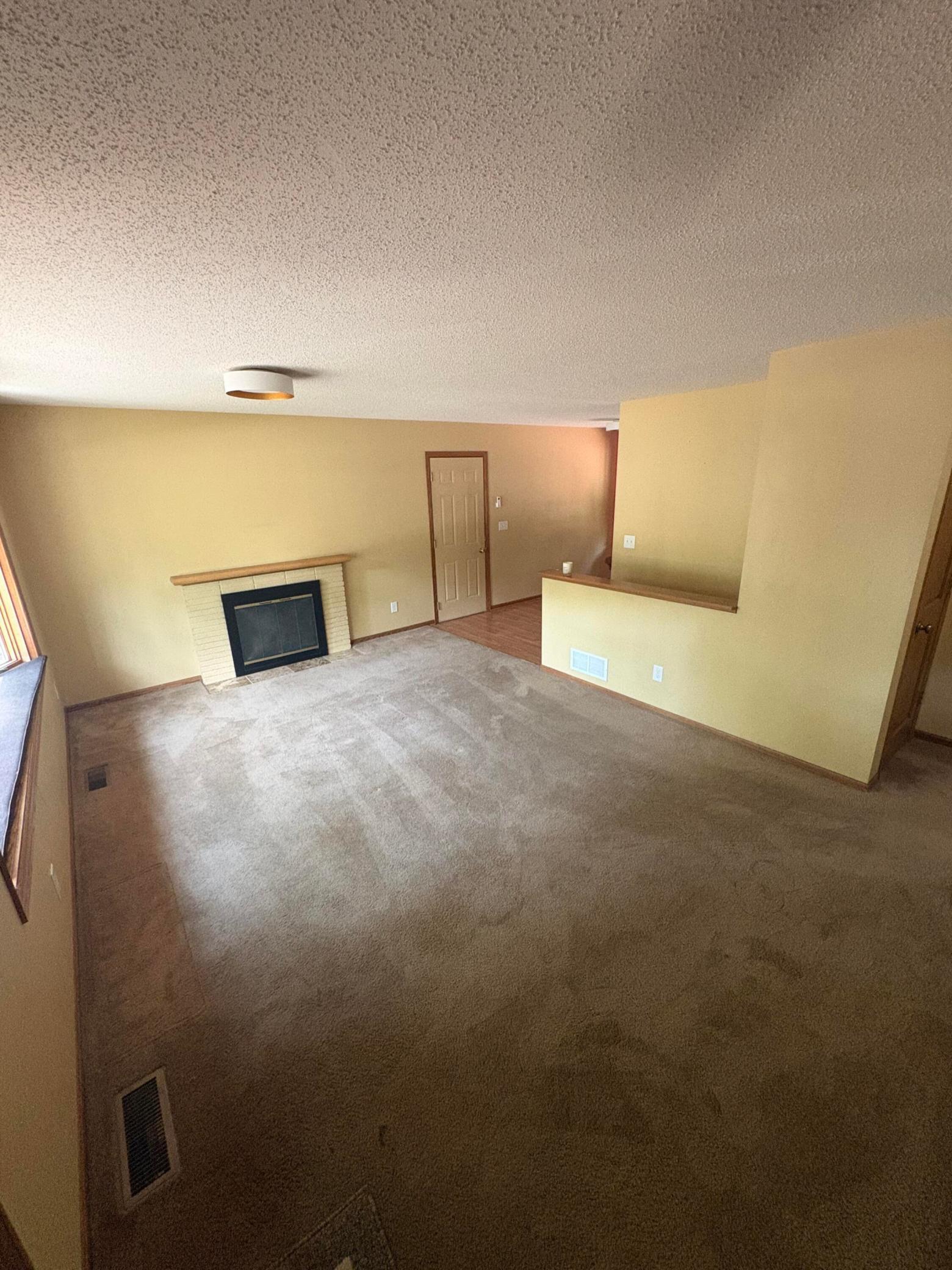 5220 Quail Avenue N Property Photo 3