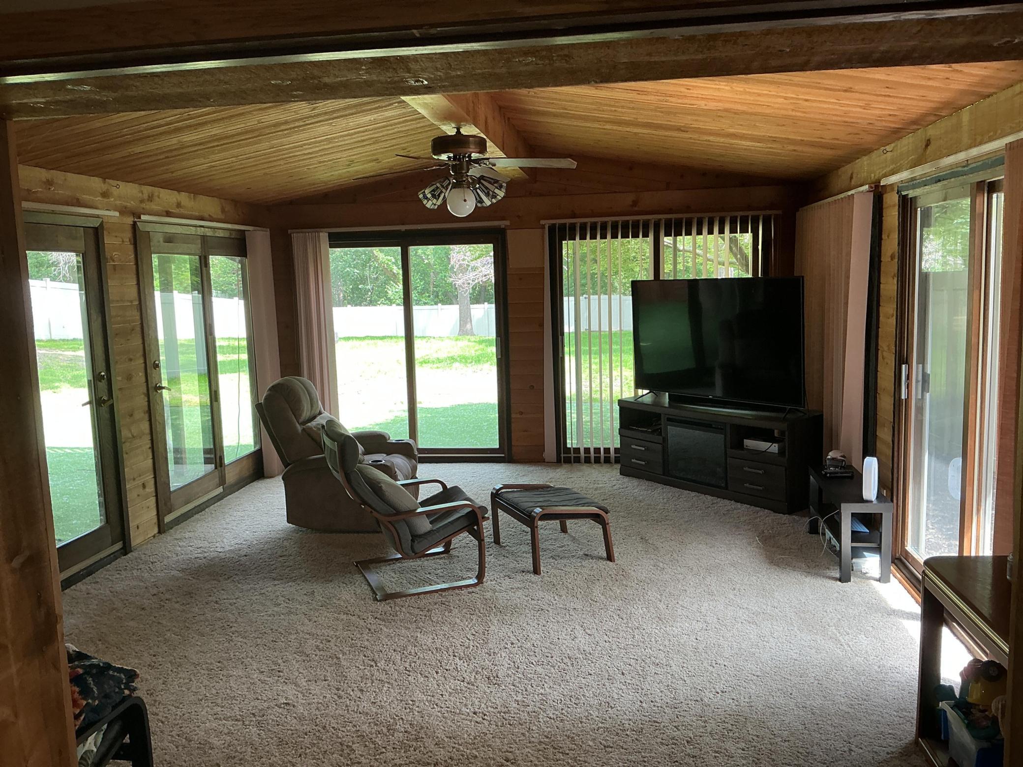 5220 Quail Avenue N Property Photo 17