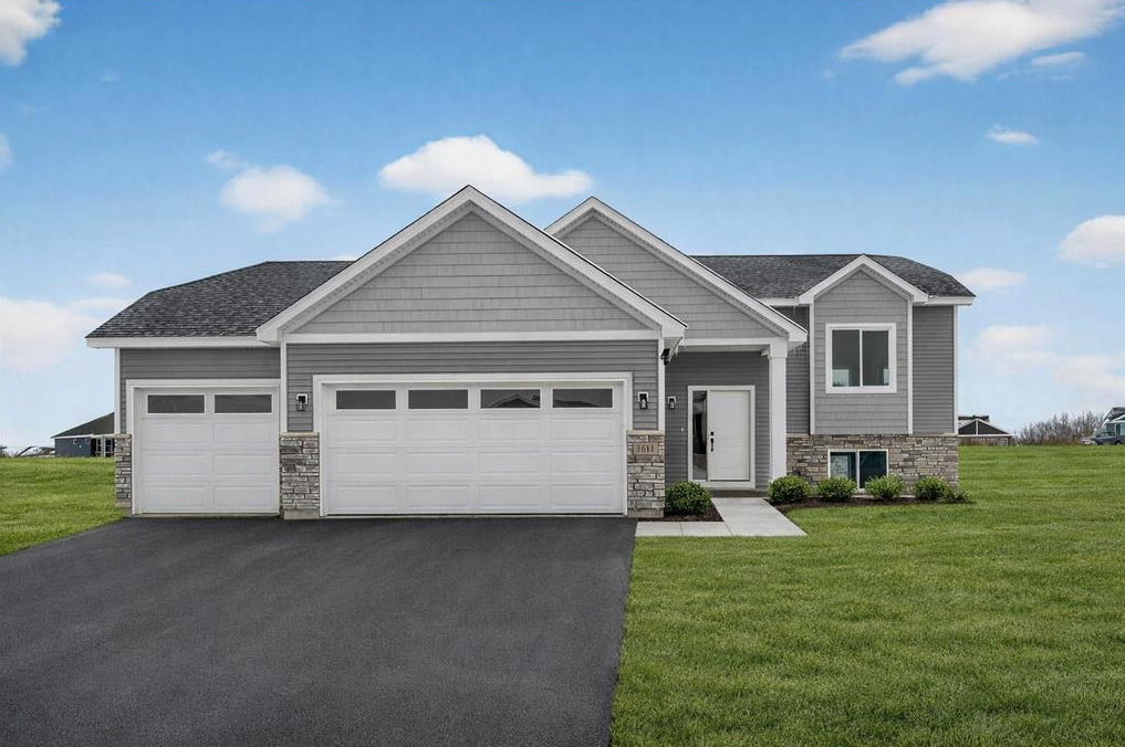 1004 Misty Meadow Boulevard Property Photo 1
