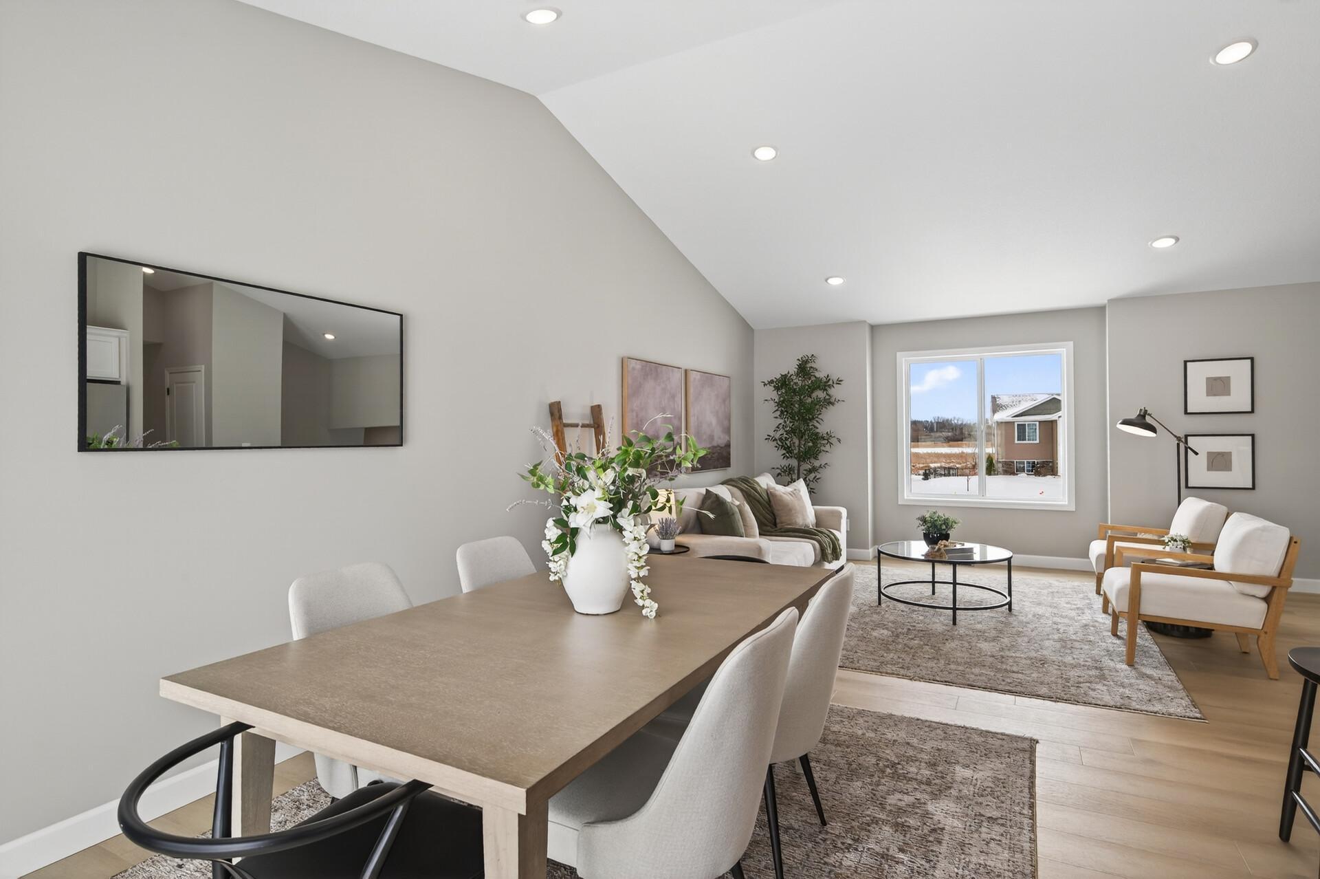 1004 Misty Meadow Boulevard Property Photo 11