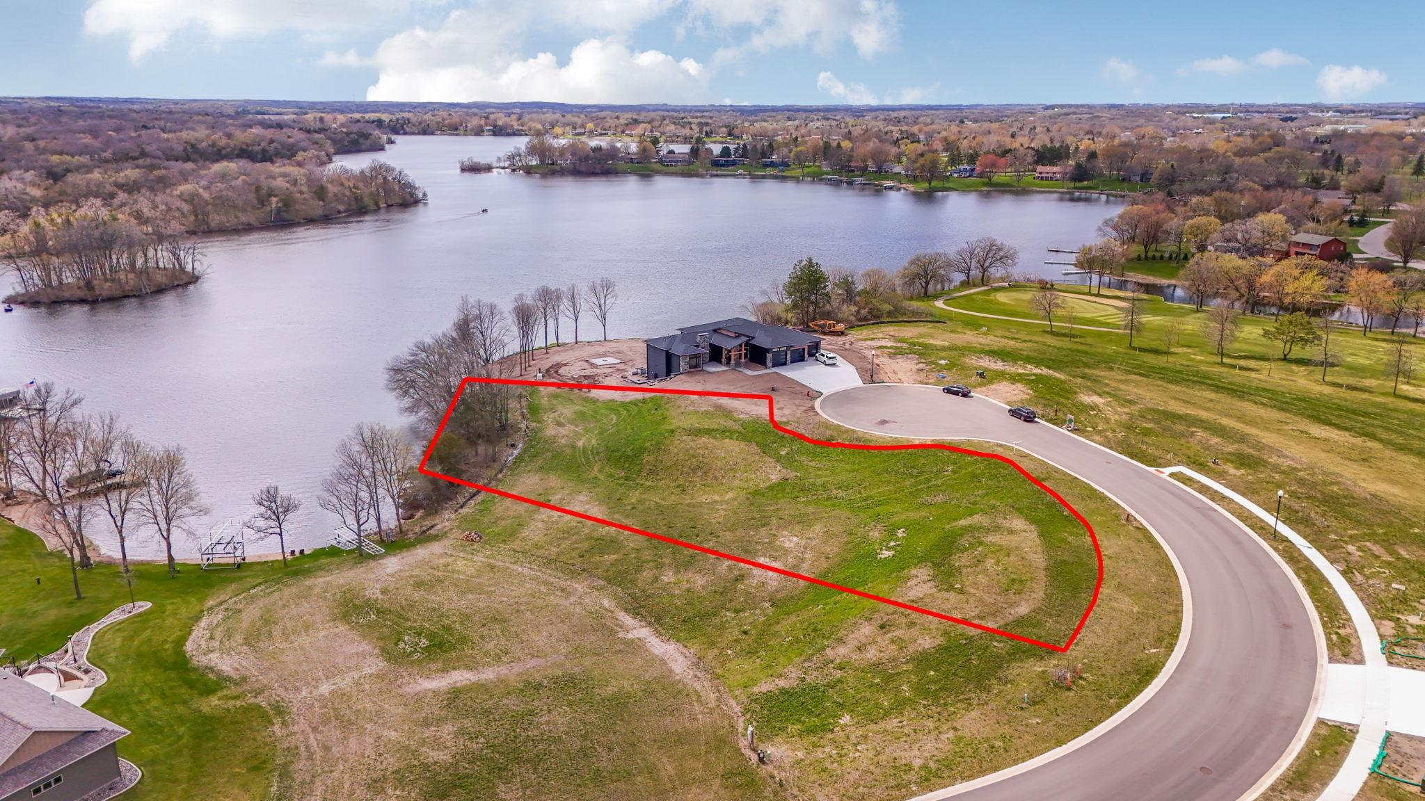 807 Krays Lake Road Property Photo 2