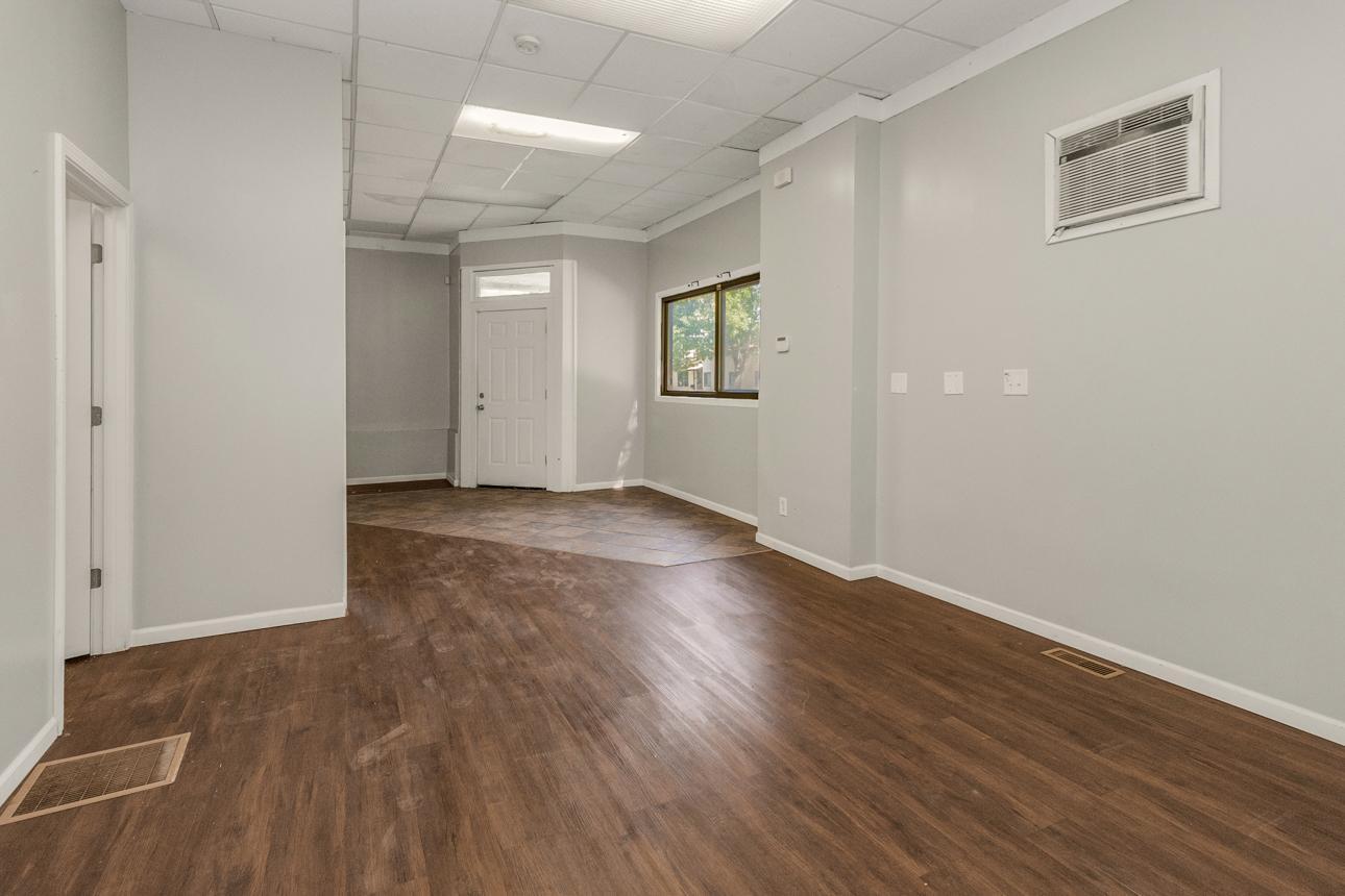 1321 Payne Avenue E Property Photo 15