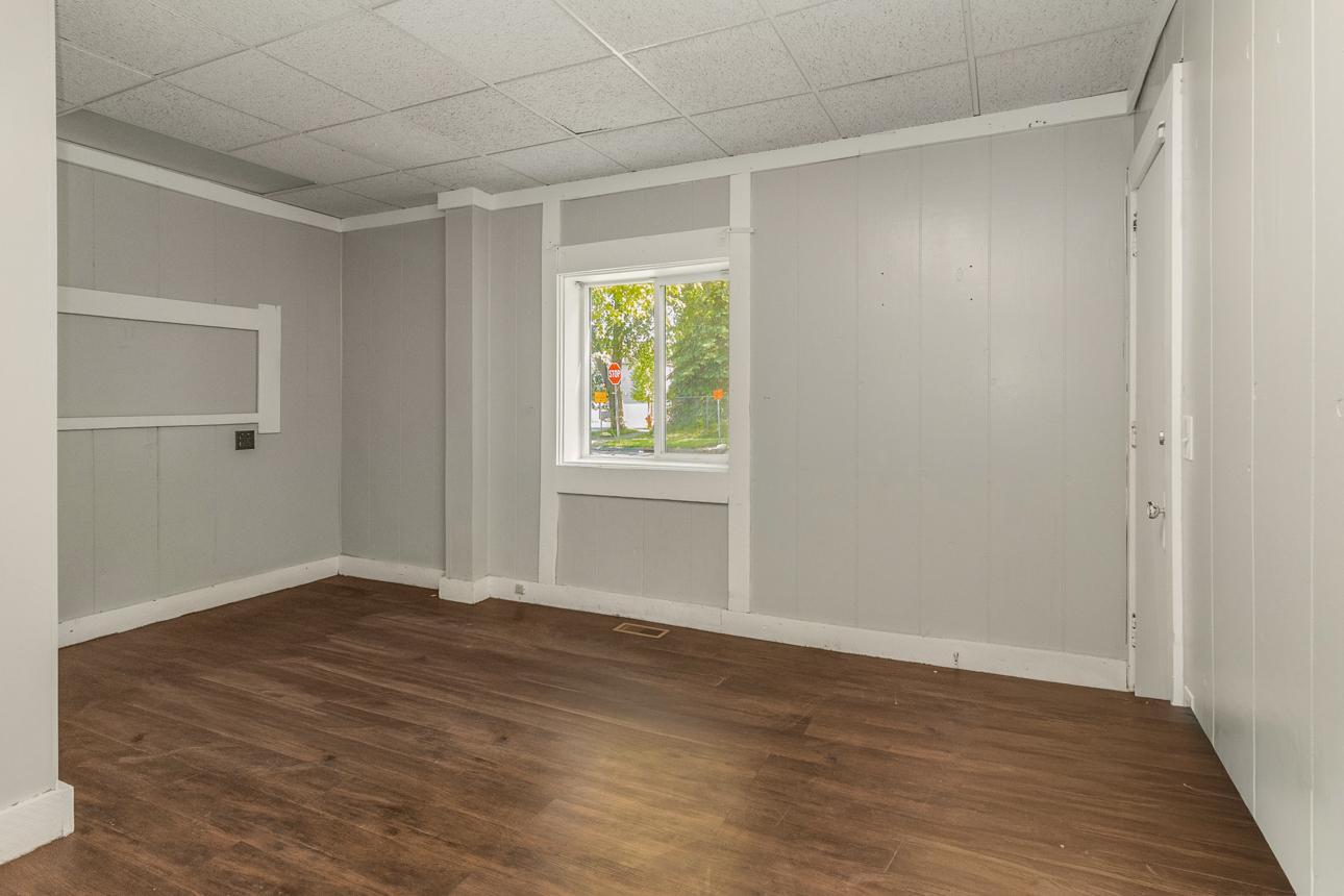 1321 Payne Avenue E Property Photo 17