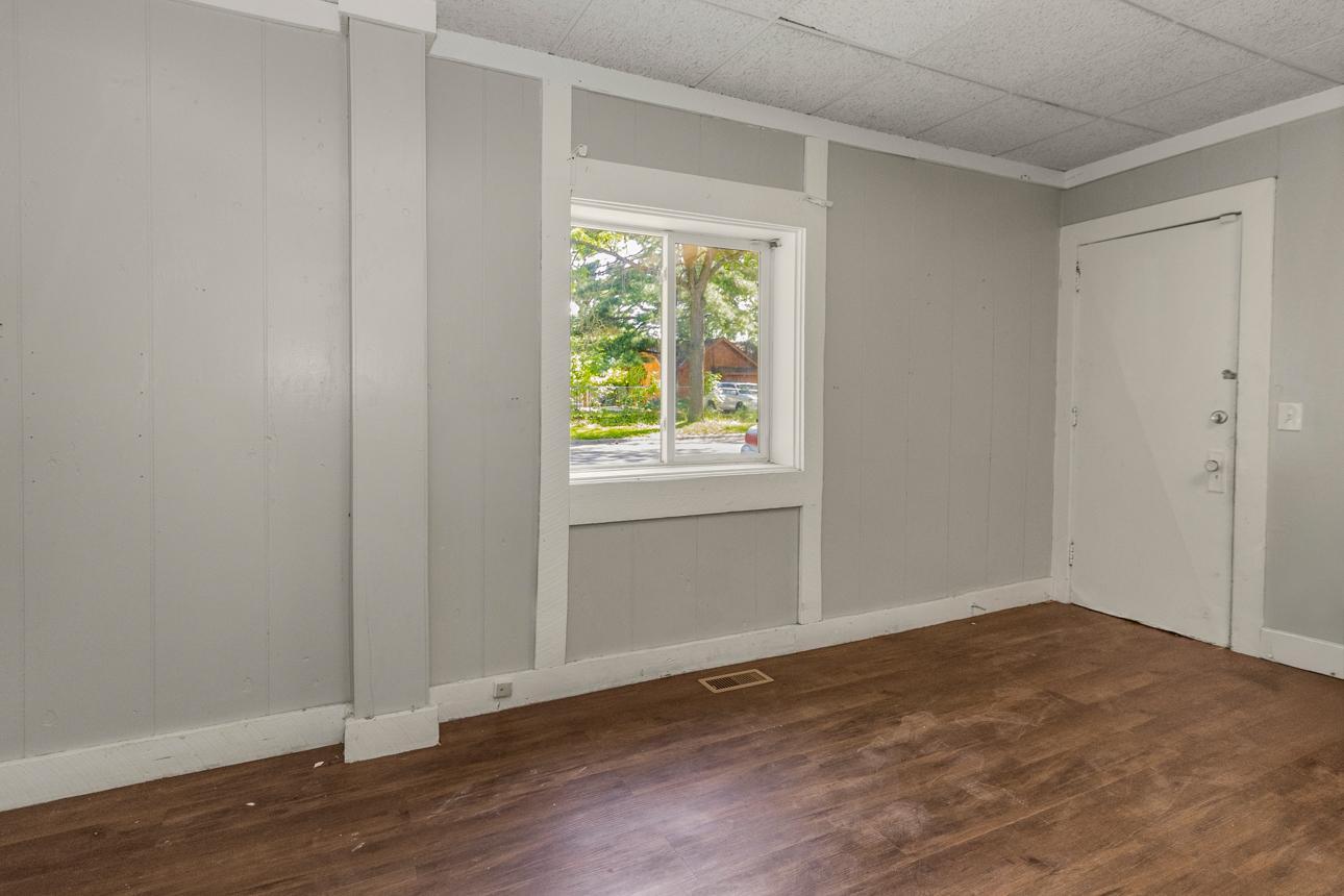 1321 Payne Avenue E Property Photo 19