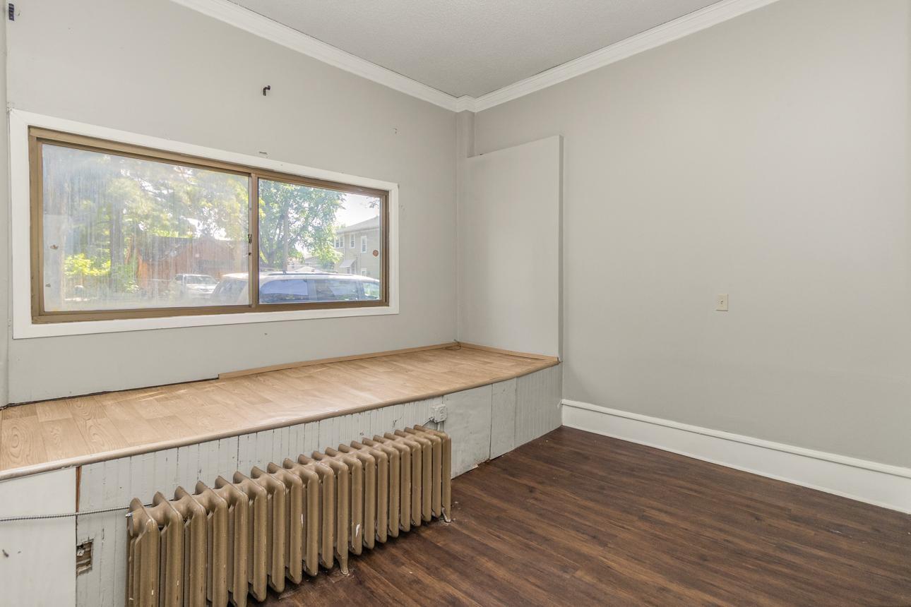 1321 Payne Avenue E Property Photo 38