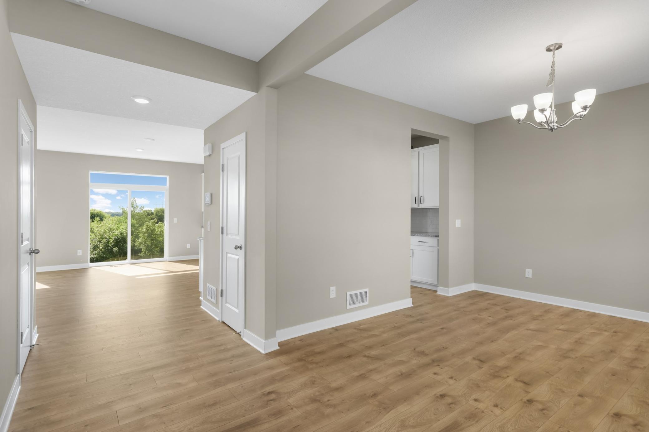 6180 Martin Avenue Ne Property Photo 3