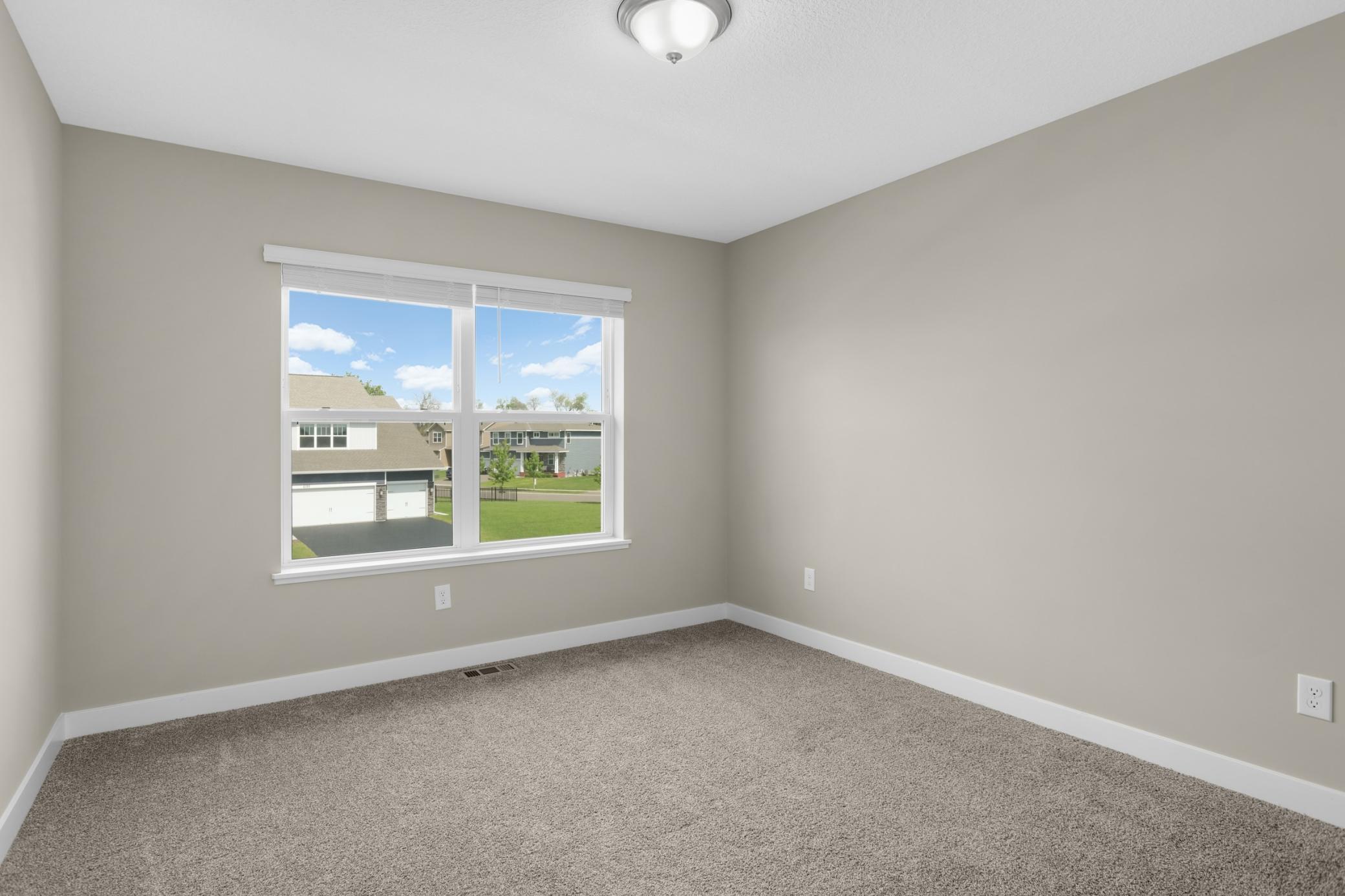 6180 Martin Avenue Ne Property Photo 6