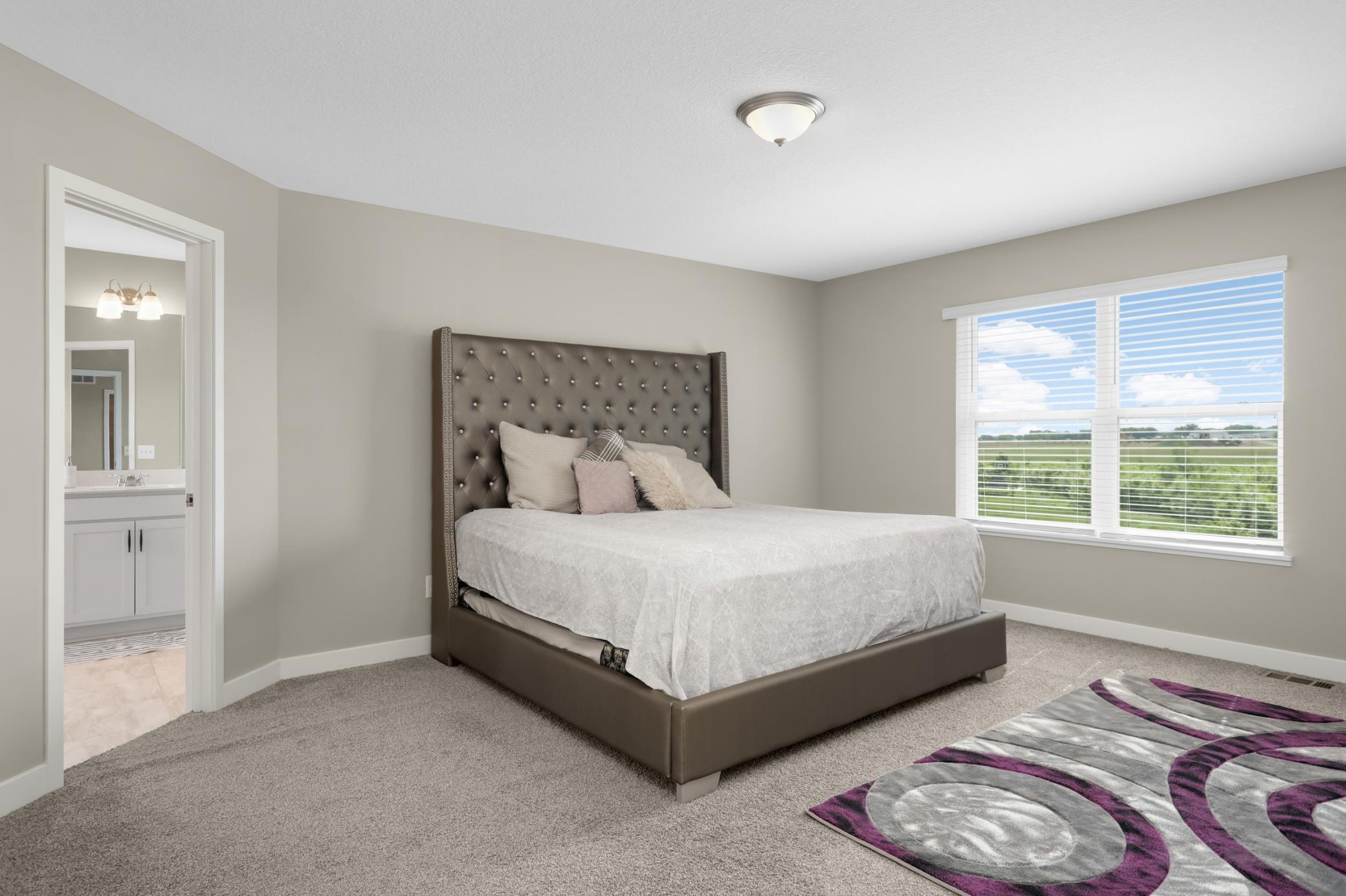 6180 Martin Avenue Ne Property Photo 7