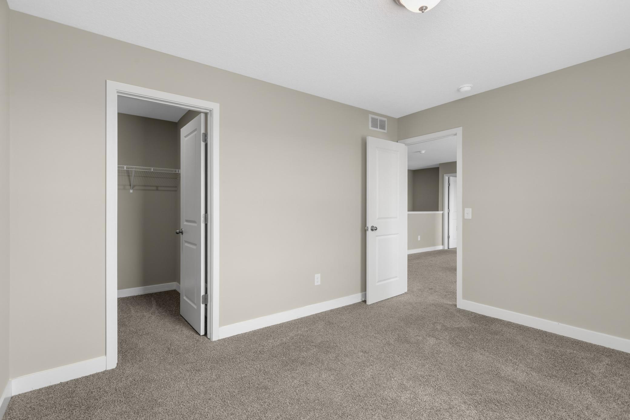 6180 Martin Avenue Ne Property Photo 10