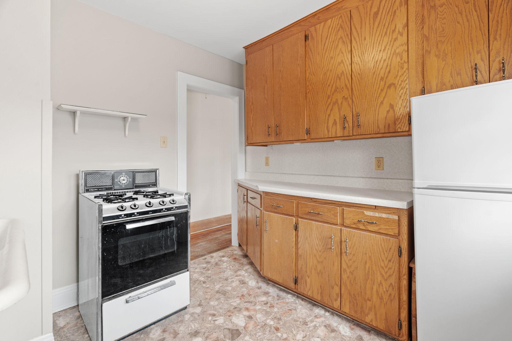 2196 Eleanor Avenue Property Photo 25