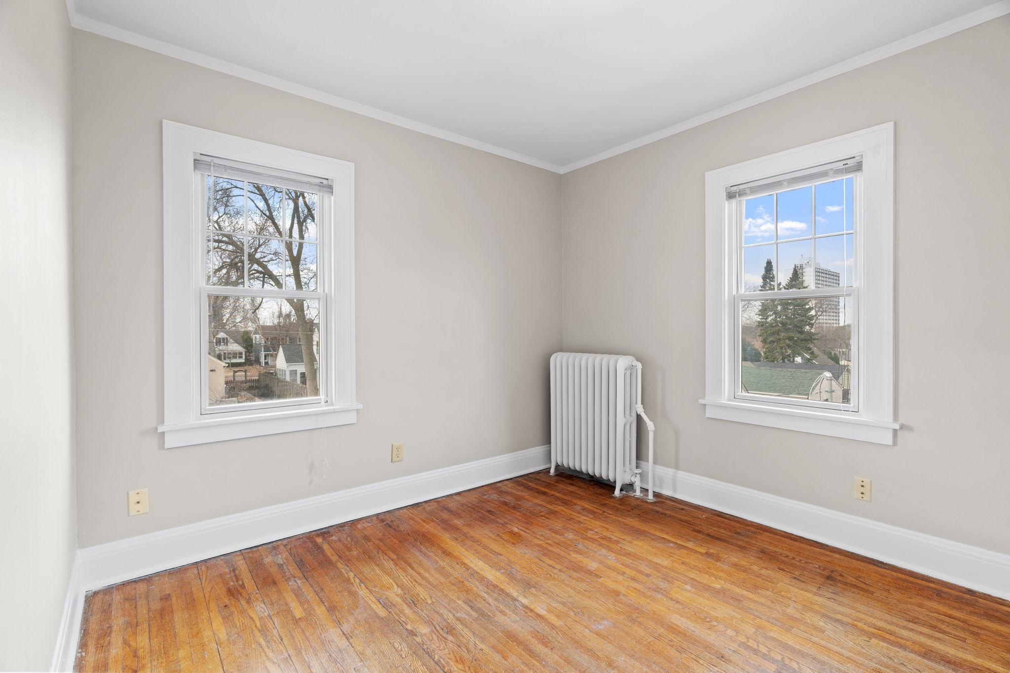 2196 Eleanor Avenue Property Photo 28