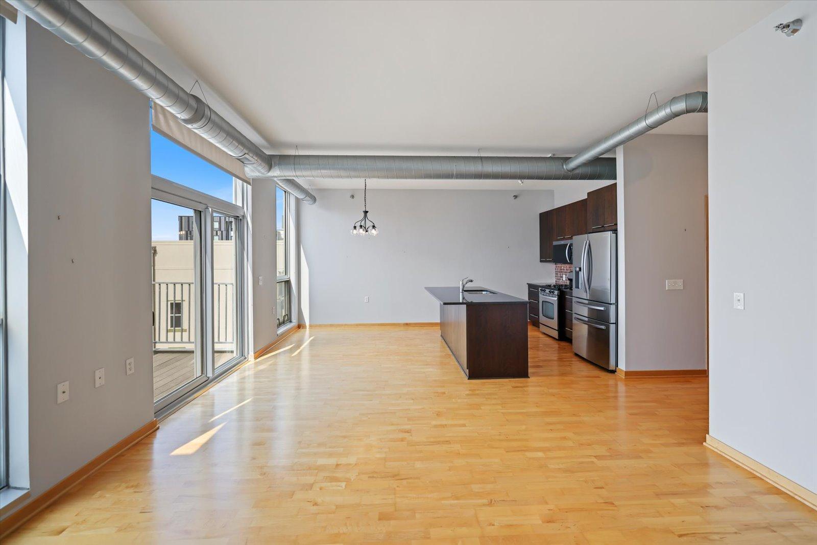 1211 Lagoon Avenue 510 Property Photo 5