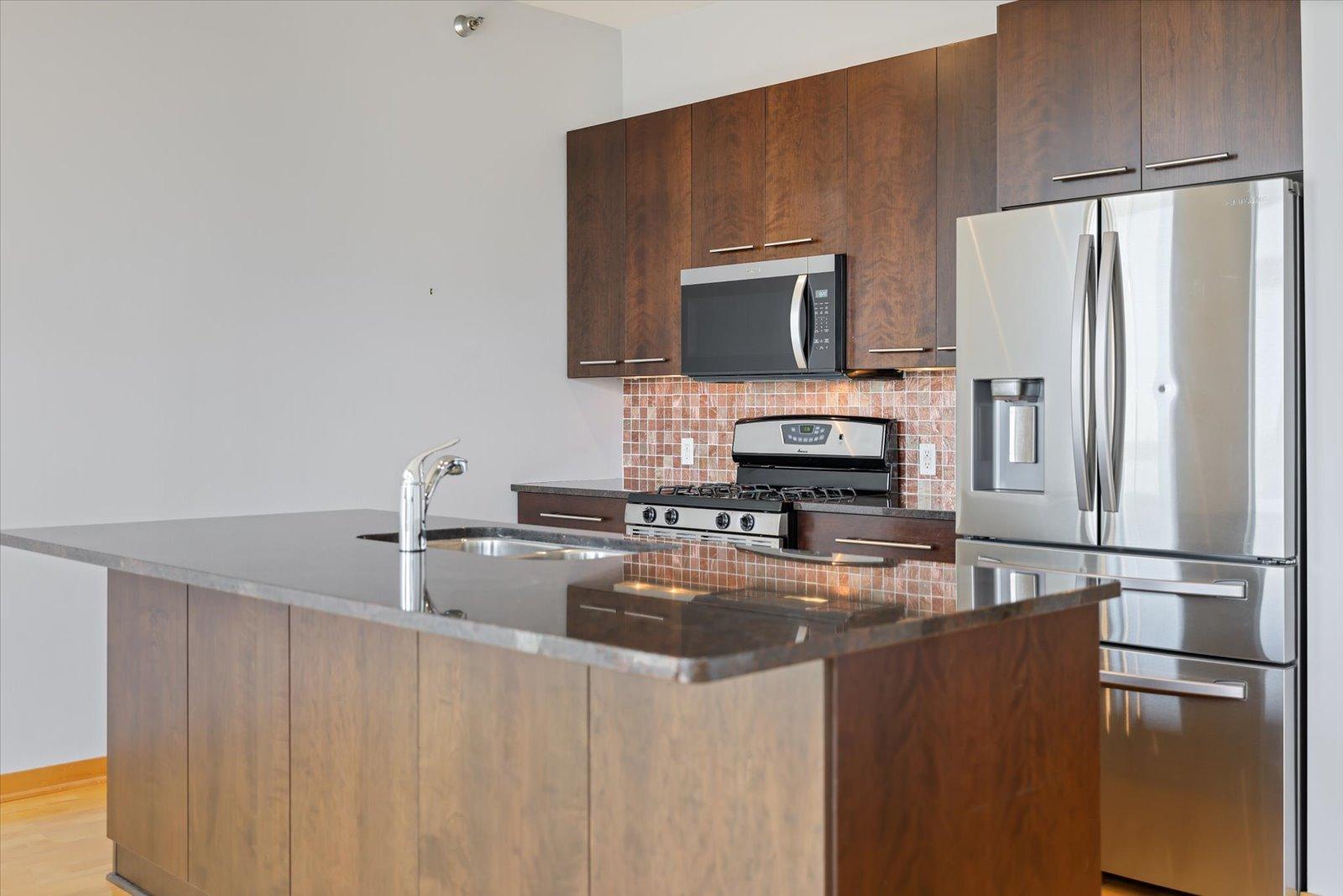 1211 Lagoon Avenue 510 Property Photo 15