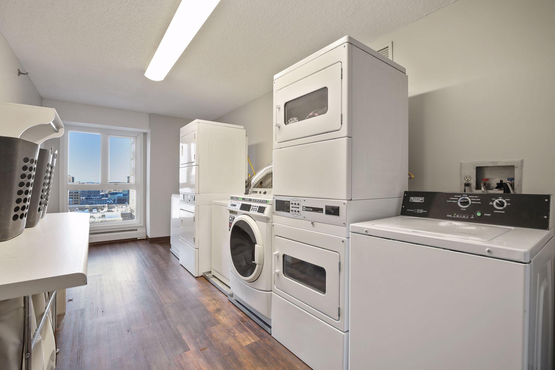 433 S 7th Street 2211 Property Photo 14