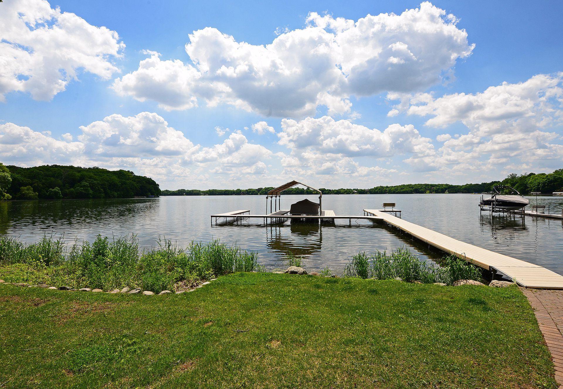 8736 Lake Riley Drive Property Photo 39