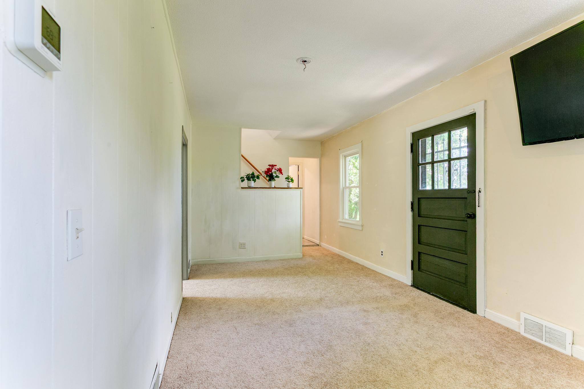 1612 County Road C E Property Photo 6