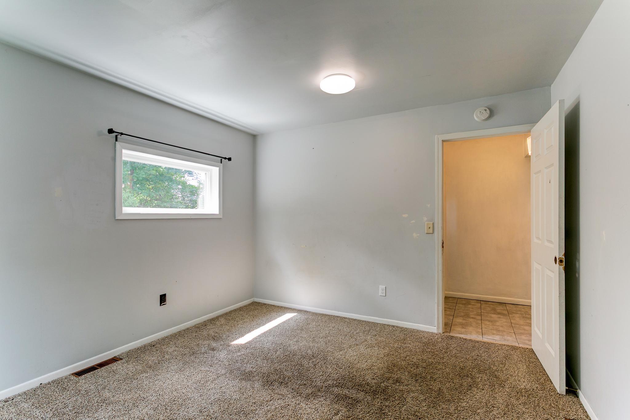 1612 County Road C E Property Photo 9