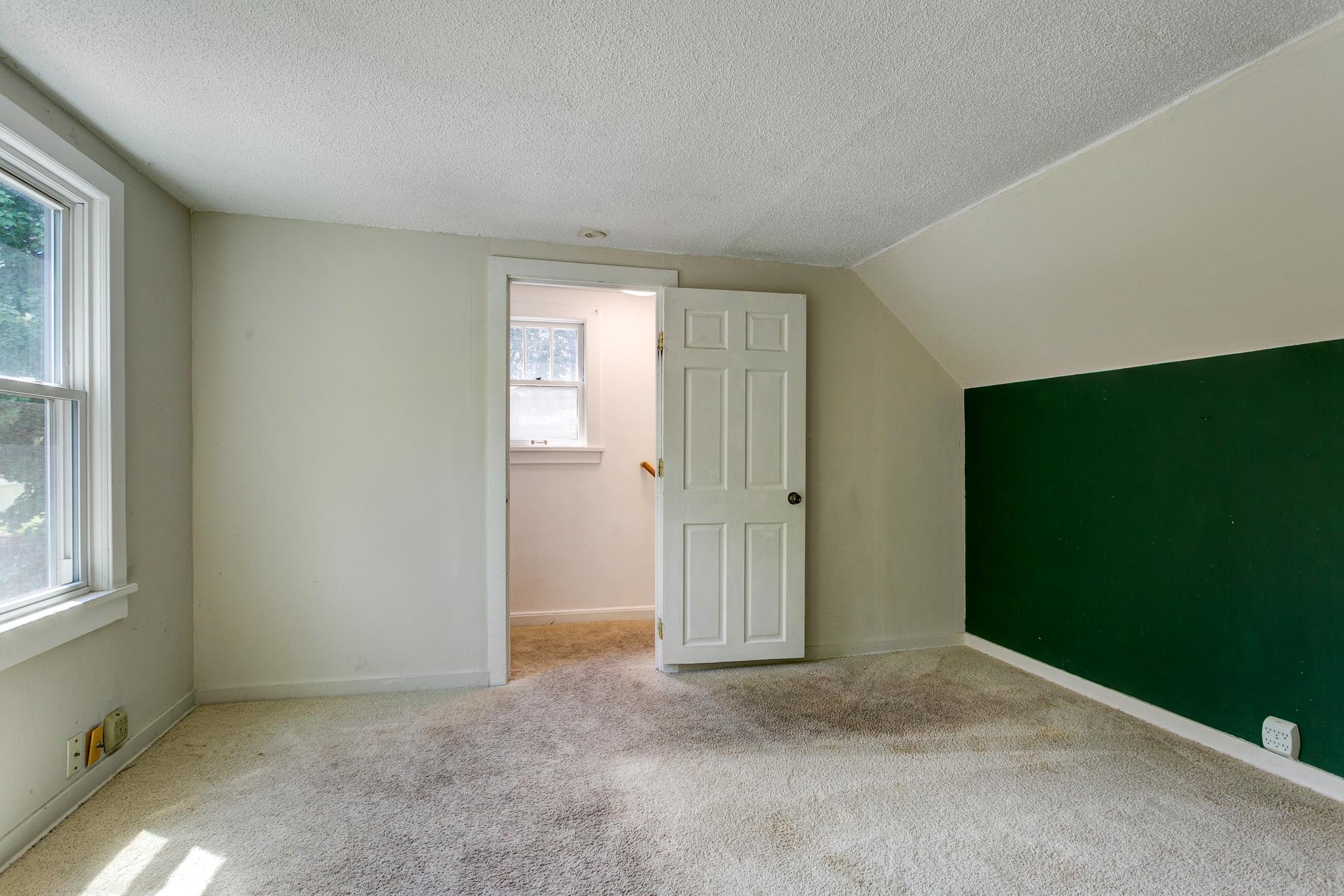 1612 County Road C E Property Photo 14