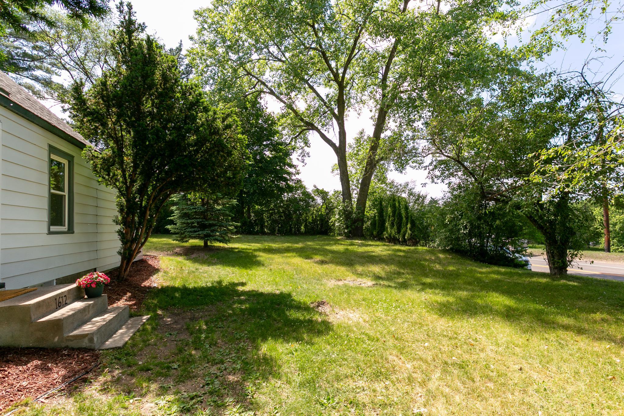 1612 County Road C E Property Photo 23