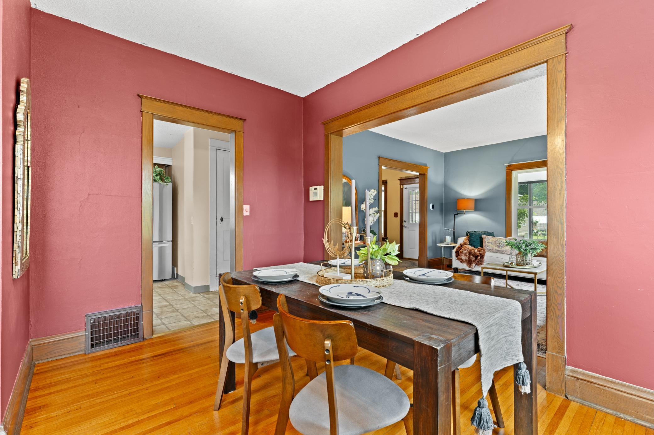119 13th Avenue Se Property Photo 8