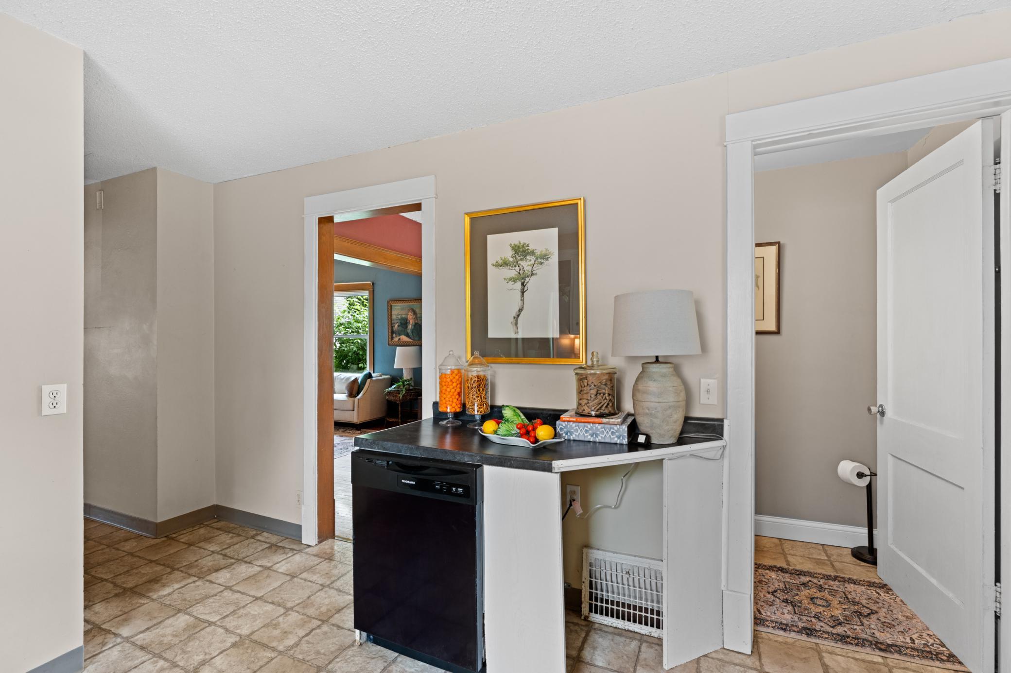 119 13th Avenue Se Property Photo 13