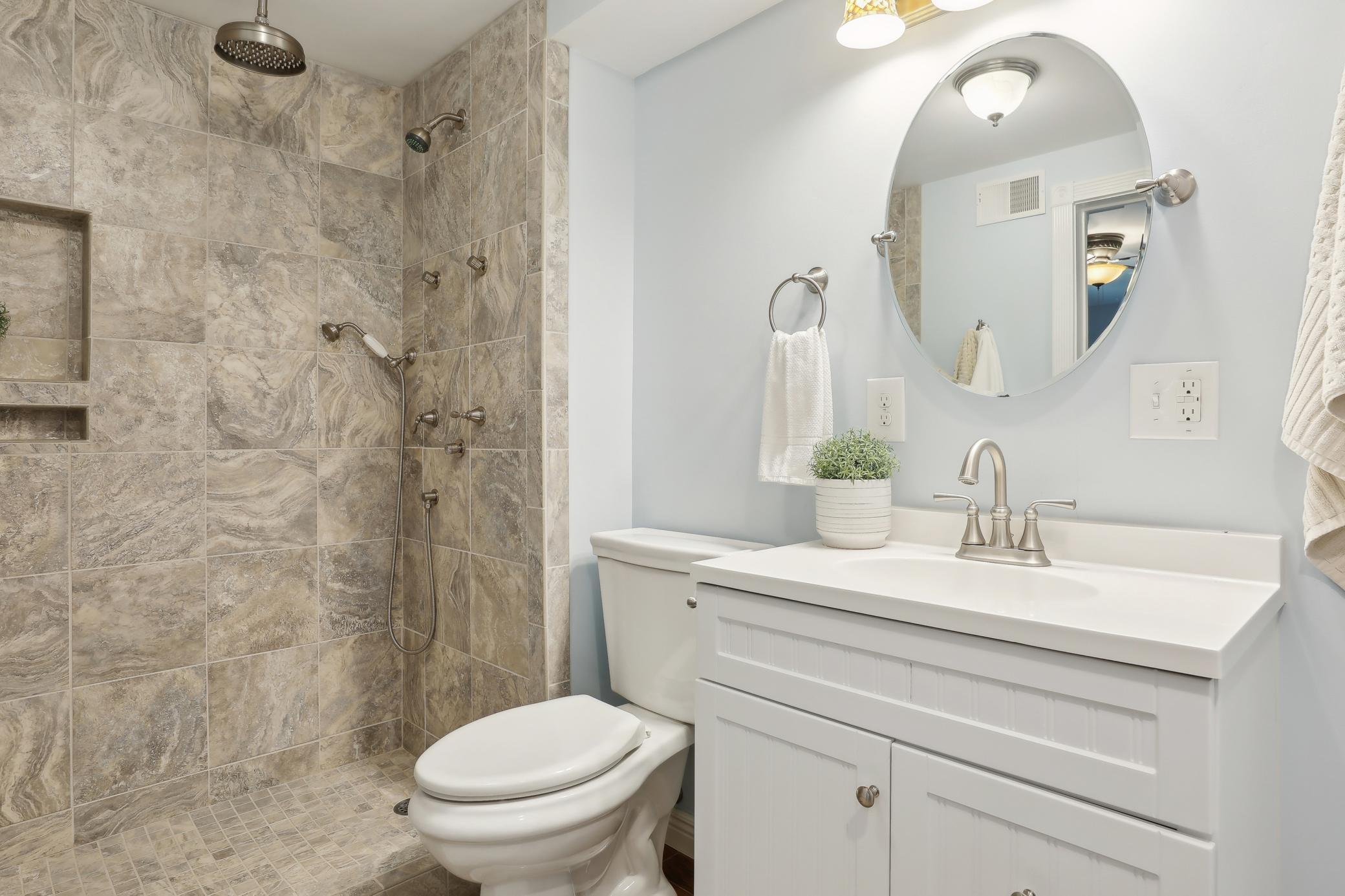 206 5th Street S Property Photo 22