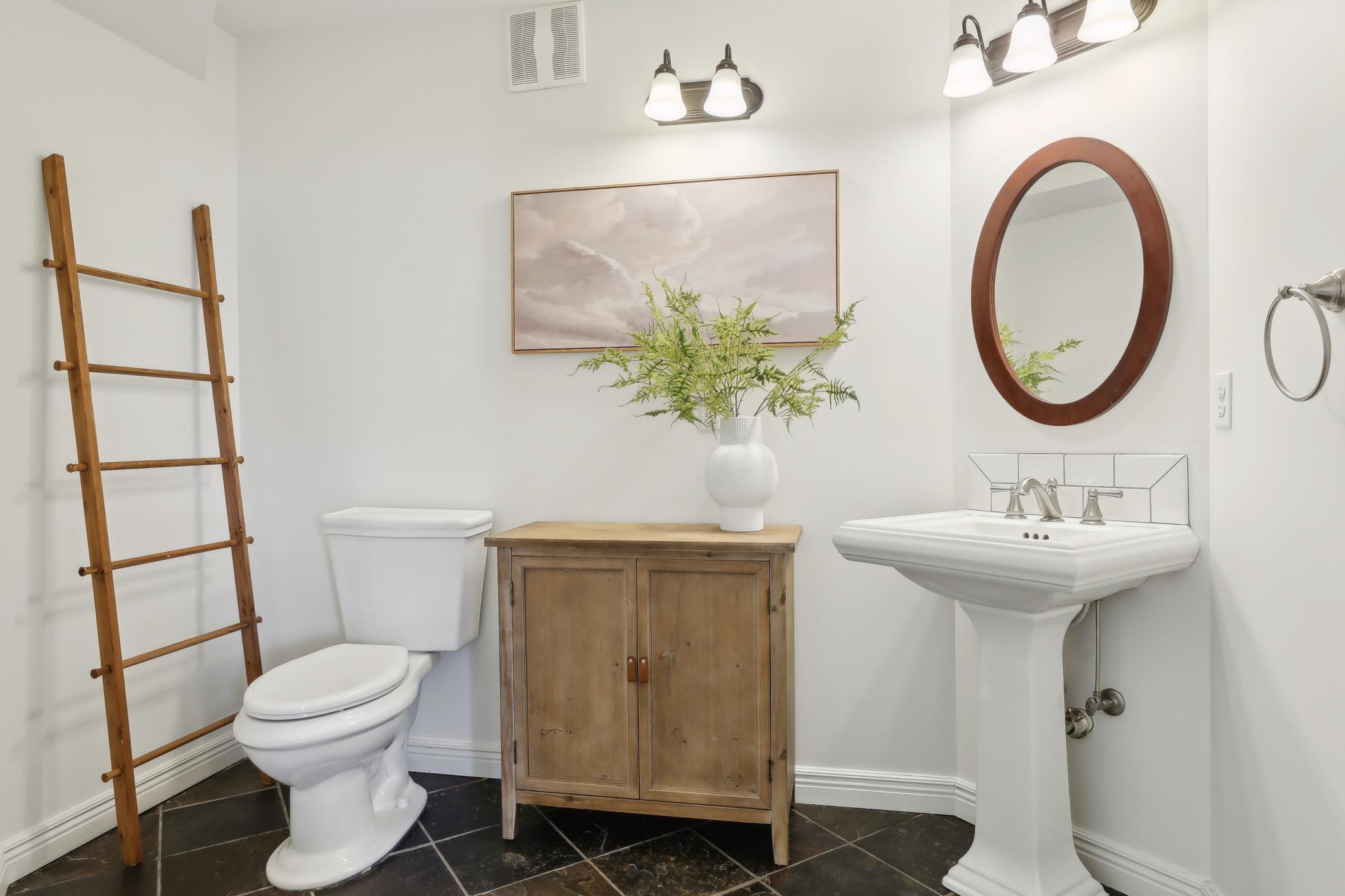 206 5th Street S Property Photo 40