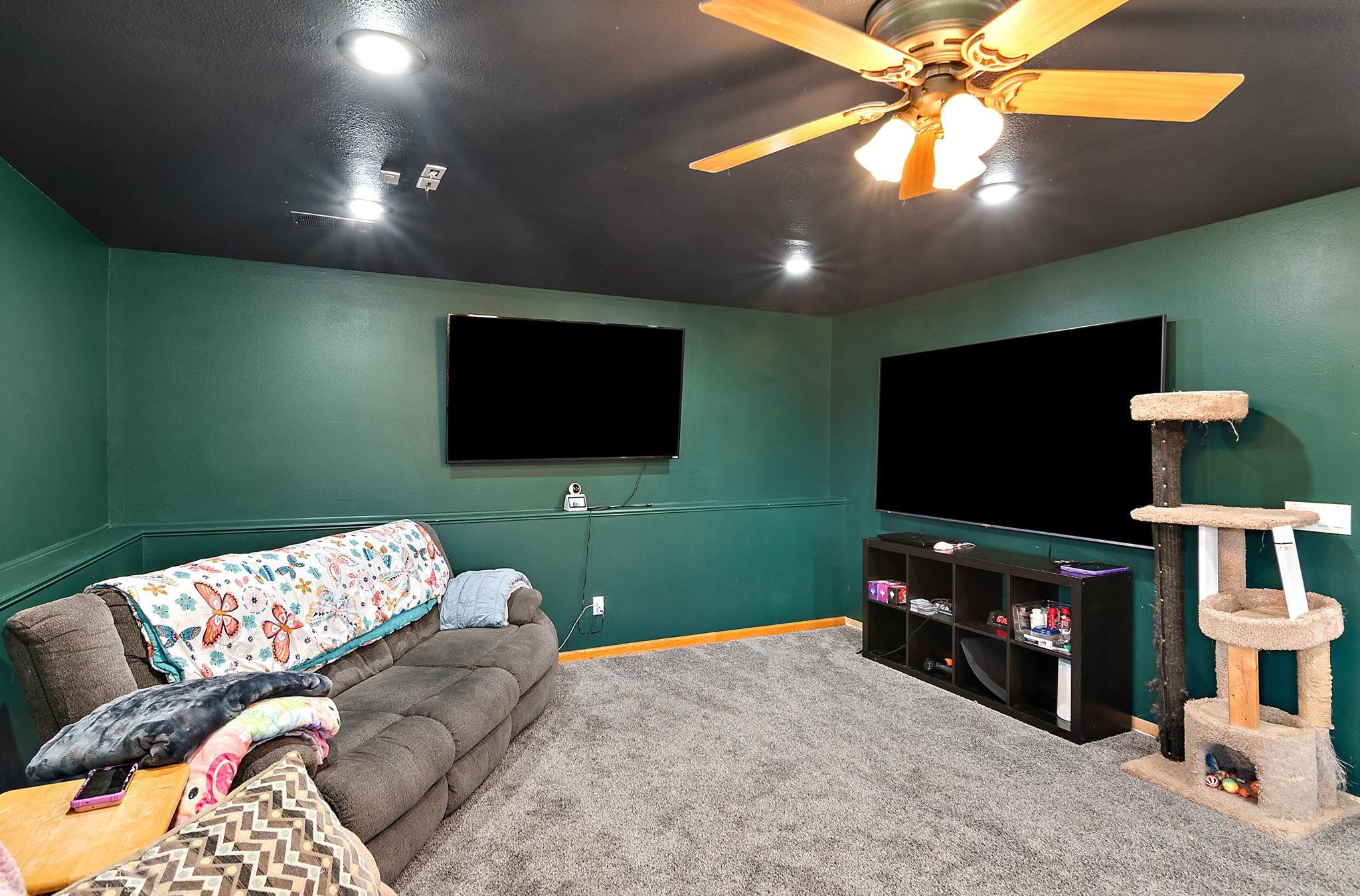 14366 Balsam Boulevard Property Photo 21
