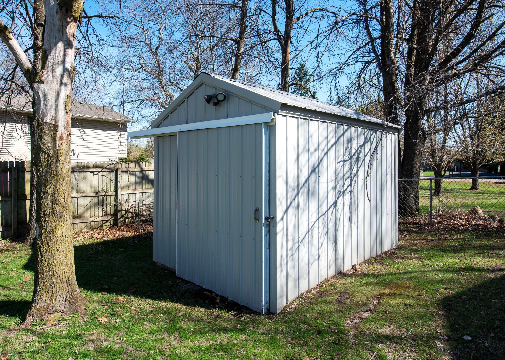 5710 314th Street Property Photo 5