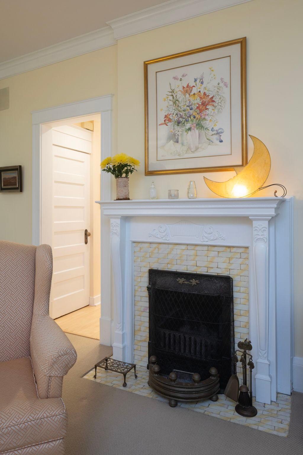 3715 Thomas Avenue S Property Photo 7